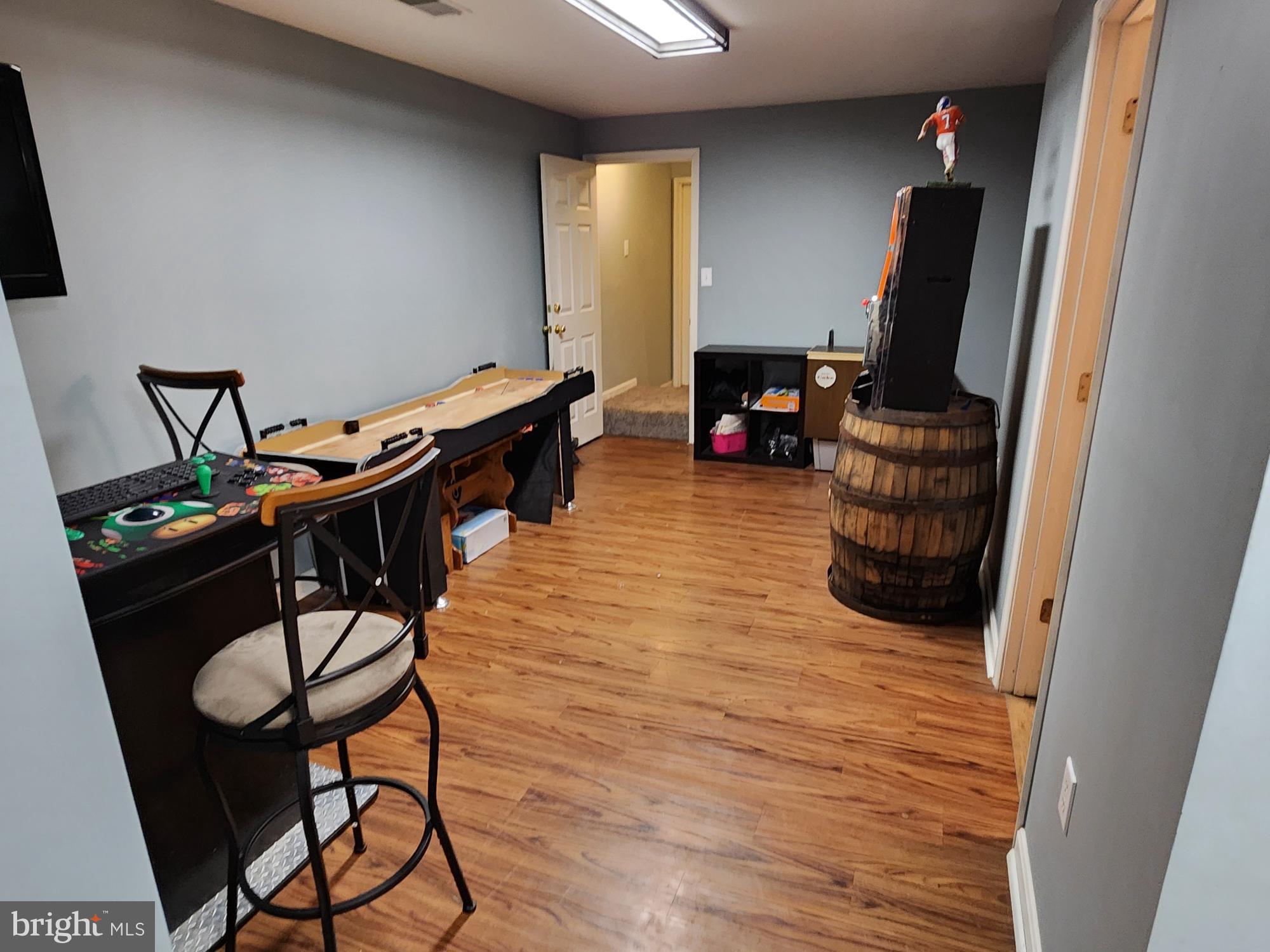 AVON BEND - Residential