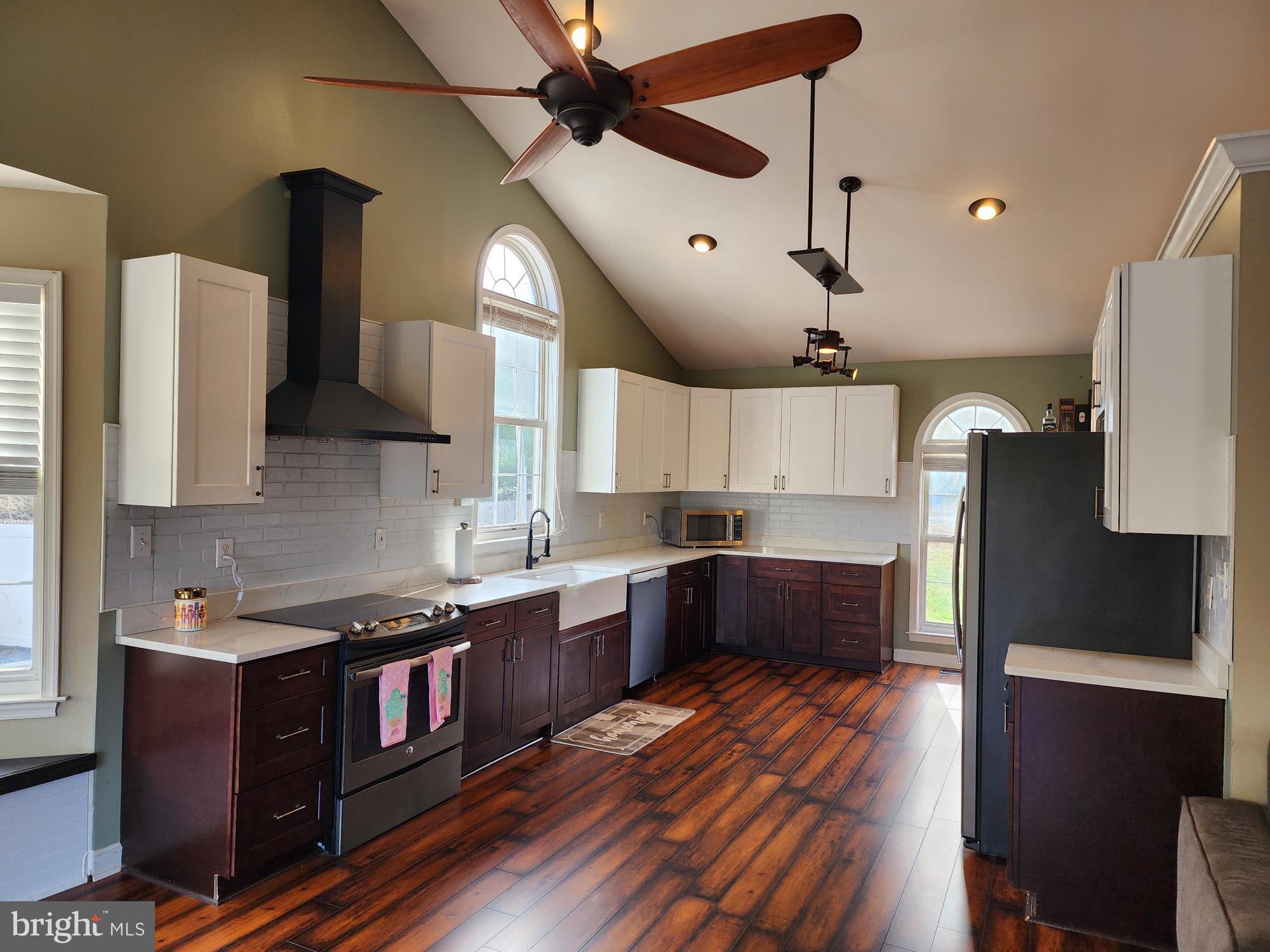 AVON BEND - Residential