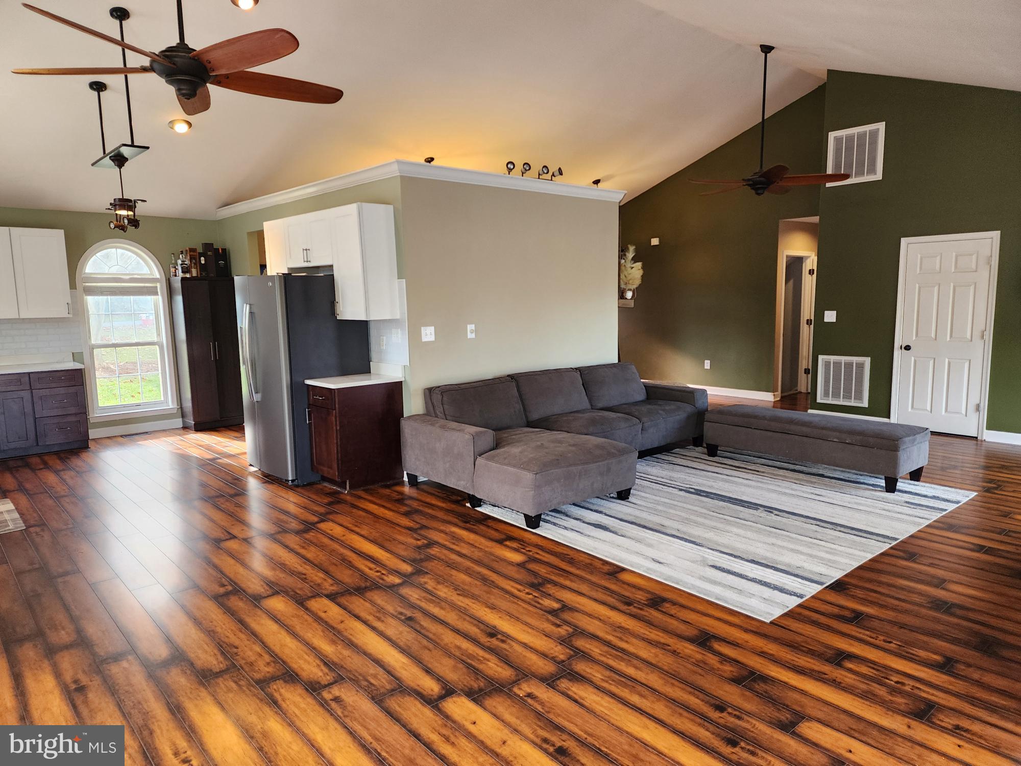 AVON BEND - Residential