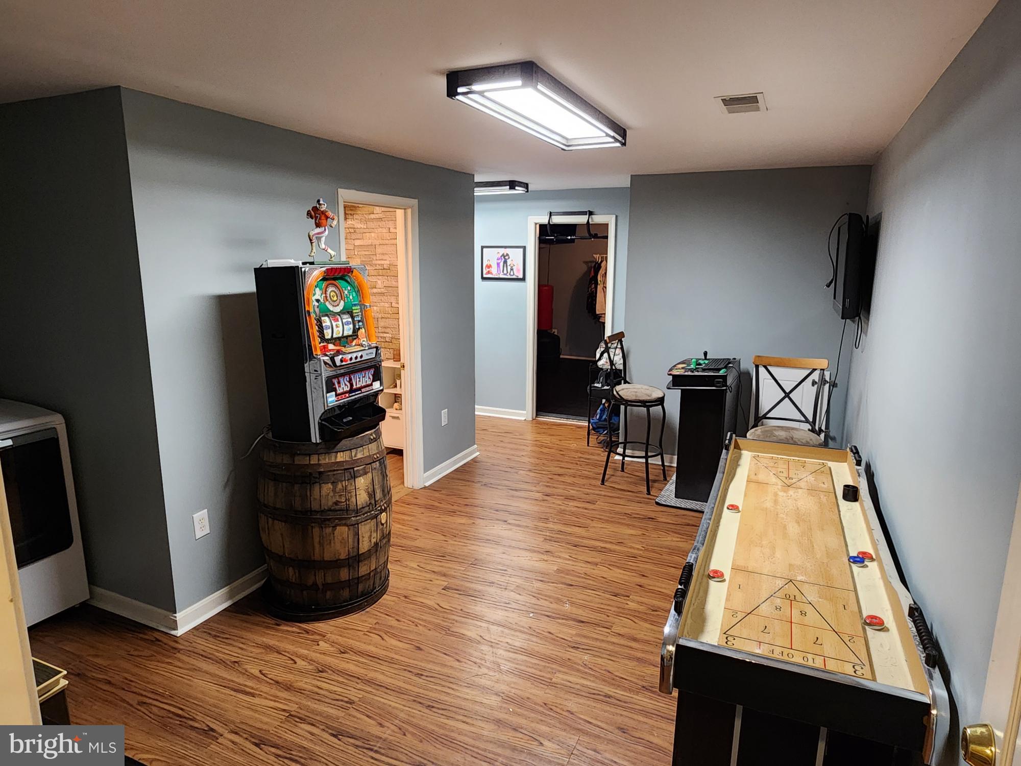 AVON BEND - Residential