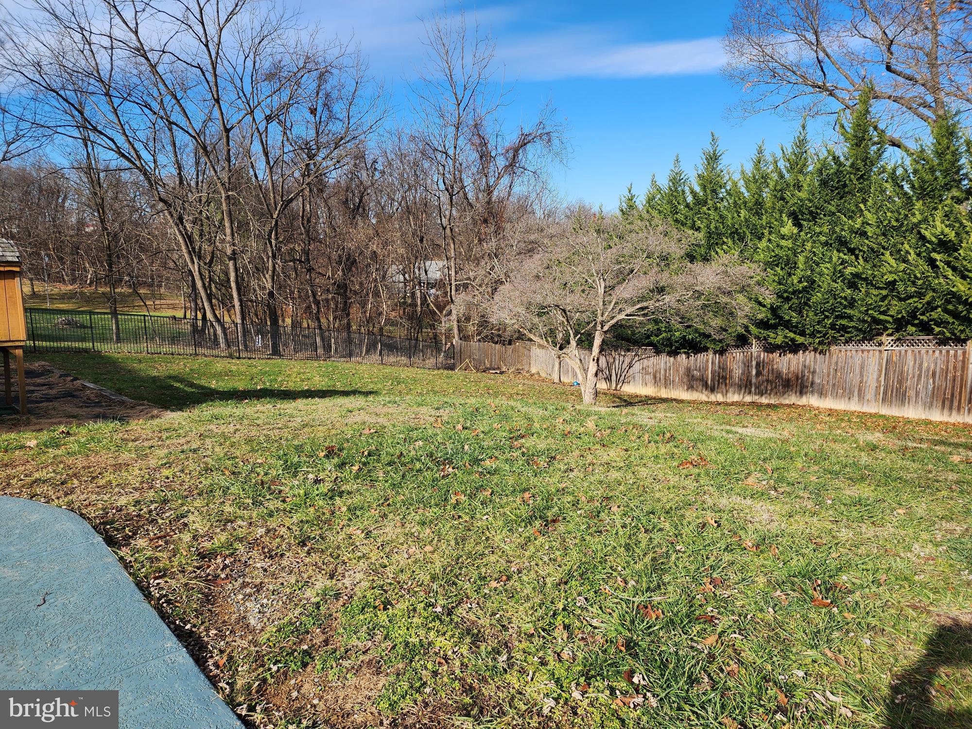 AVON BEND - Residential