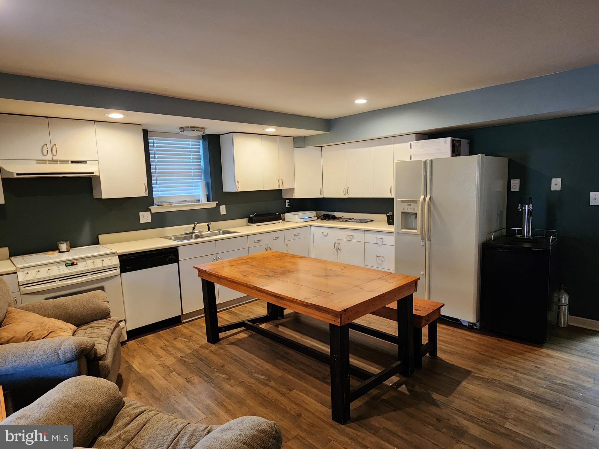 AVON BEND - Residential