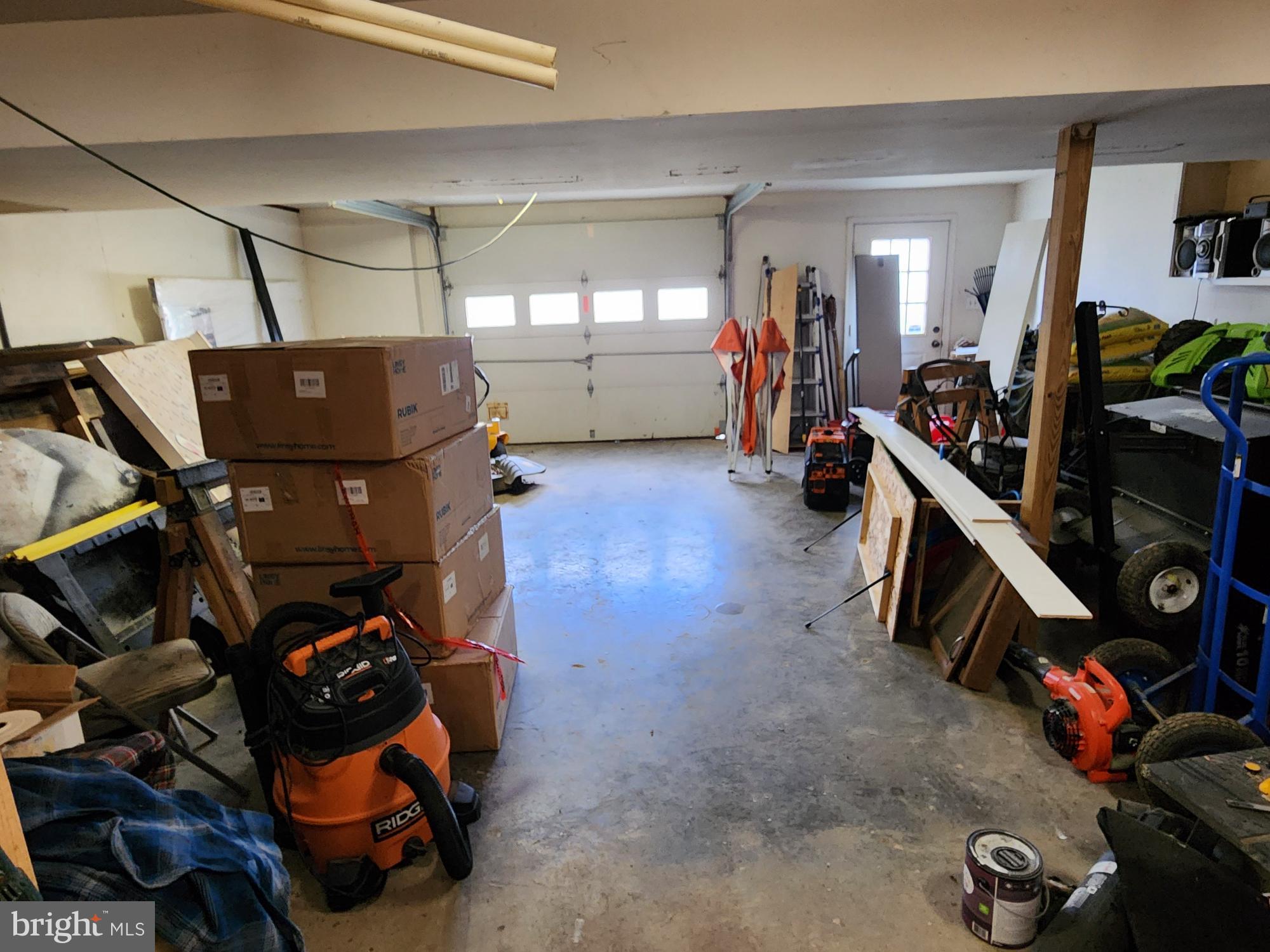 AVON BEND - Residential