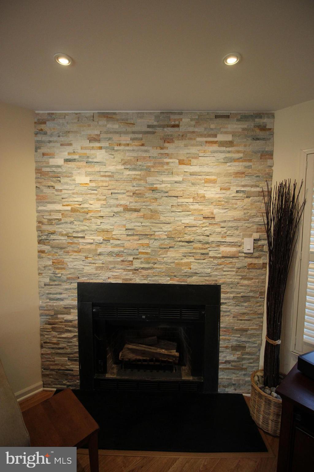 TIMBER RIDGE - Residential