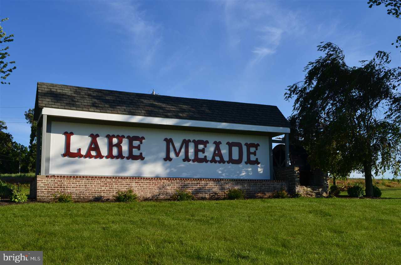 LAKE MEADE - Residential