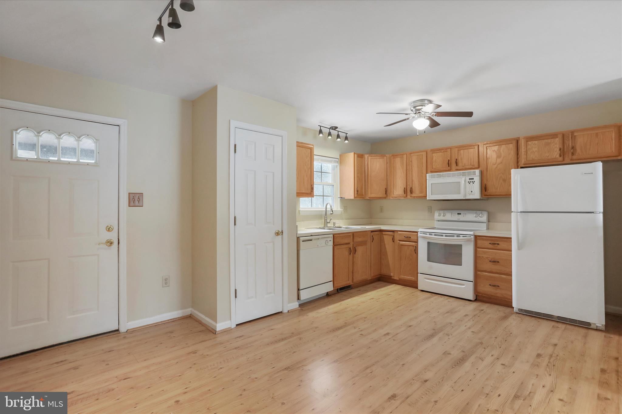 OAKRIDGE - Residential