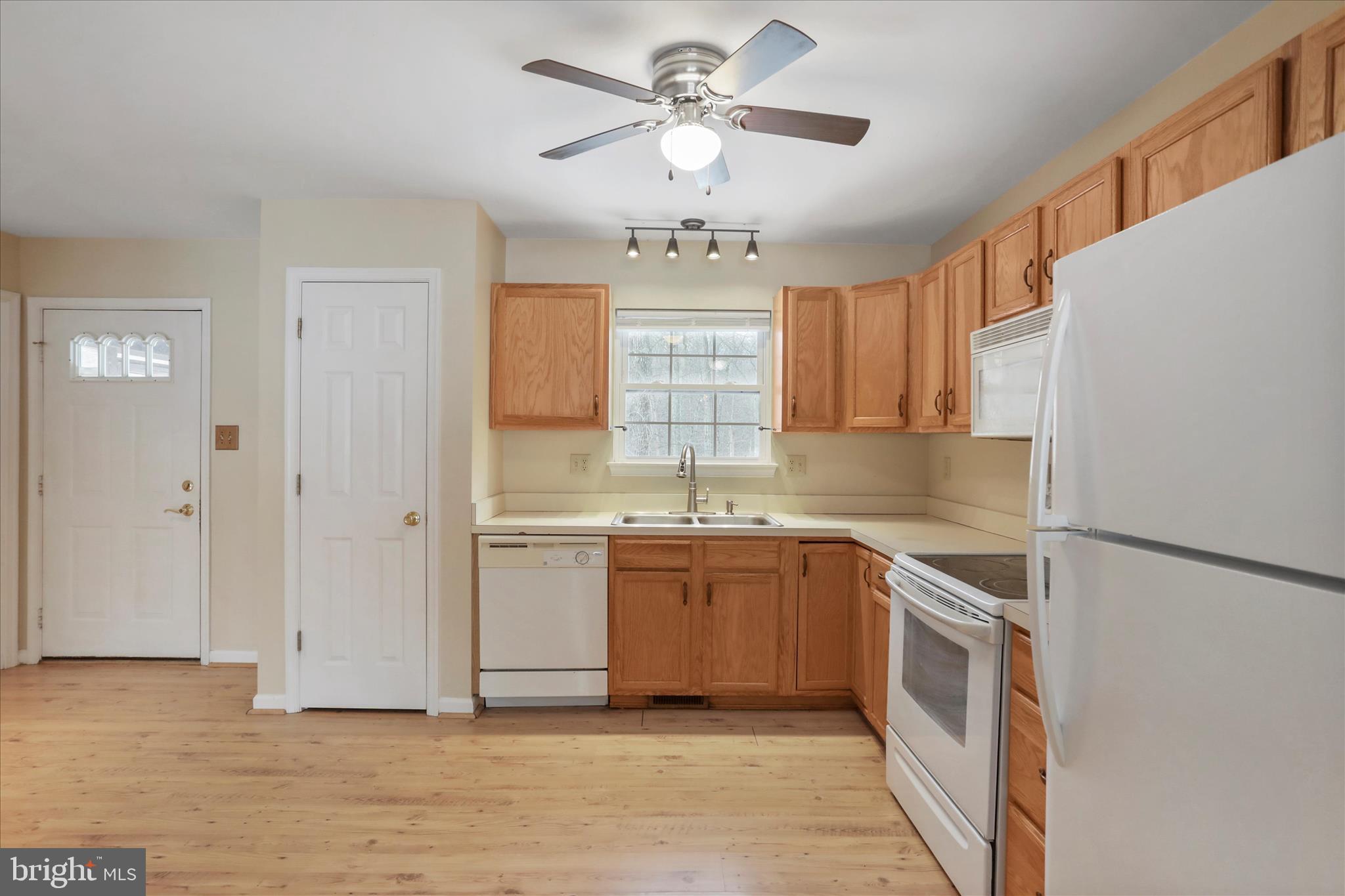 OAKRIDGE - Residential