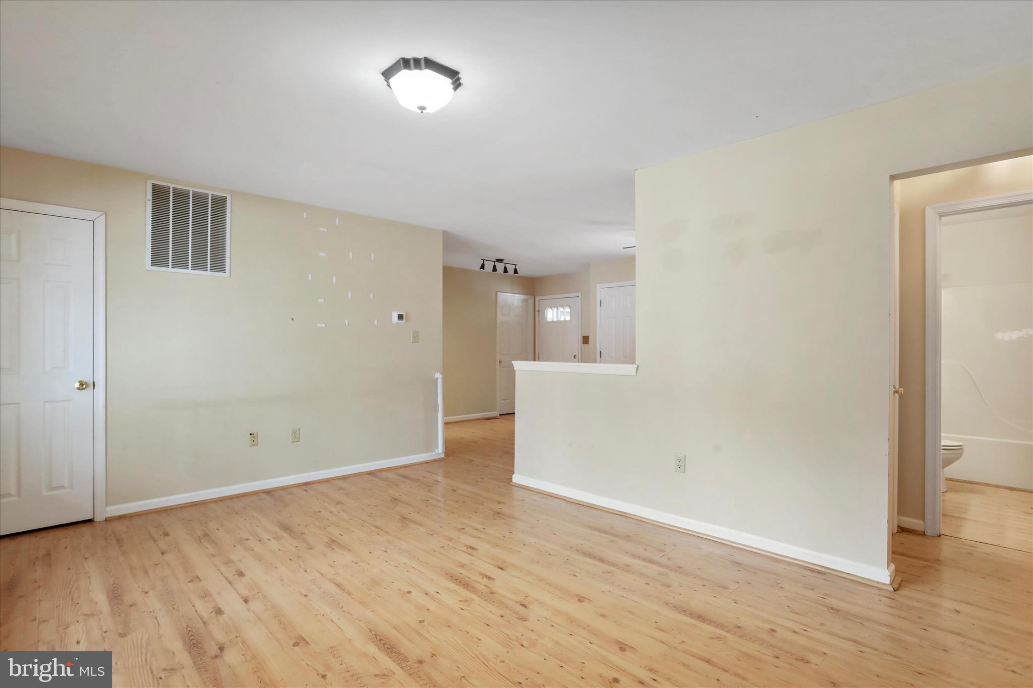 OAKRIDGE - Residential