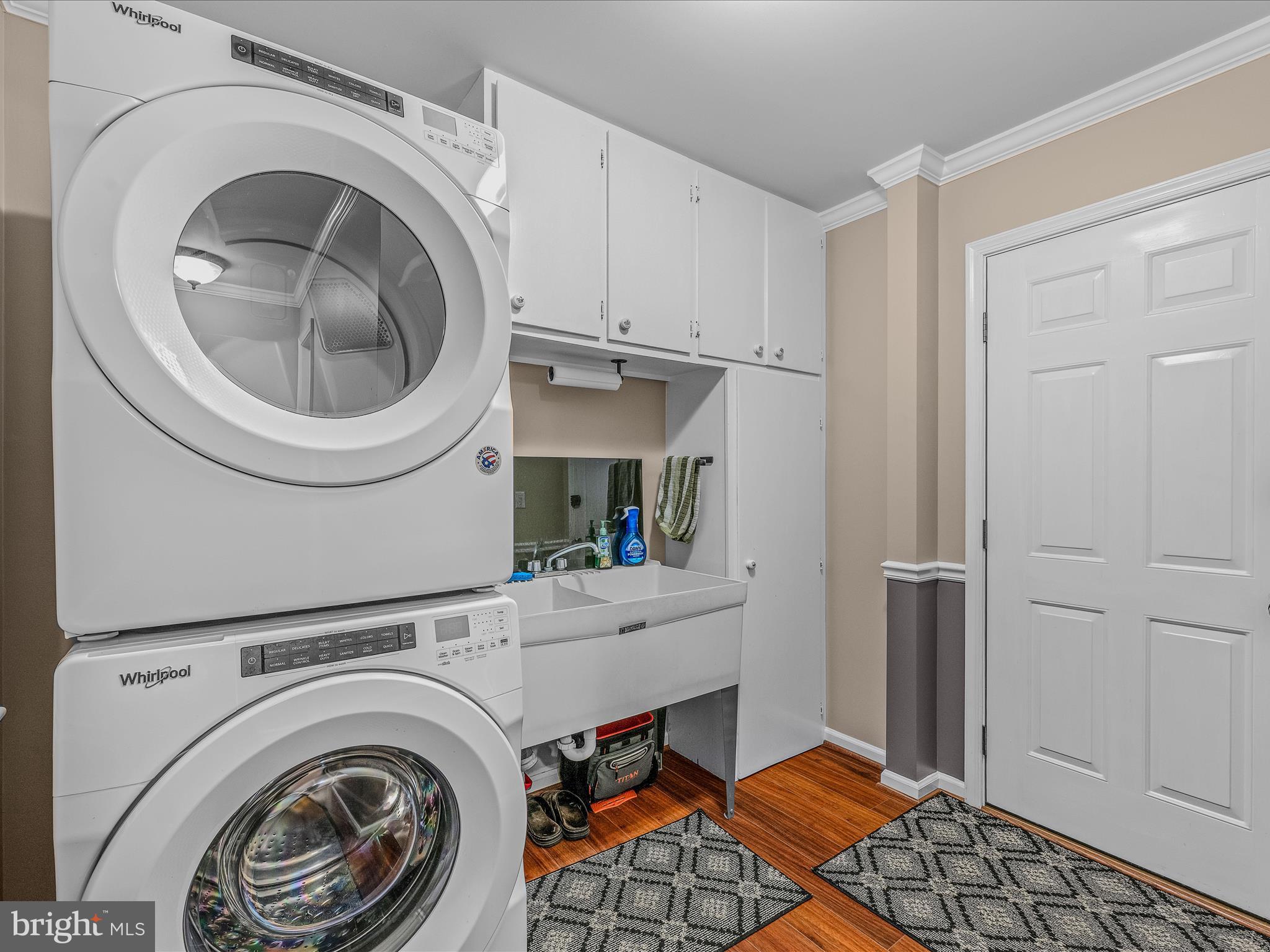 TOP MEADOW - Residential