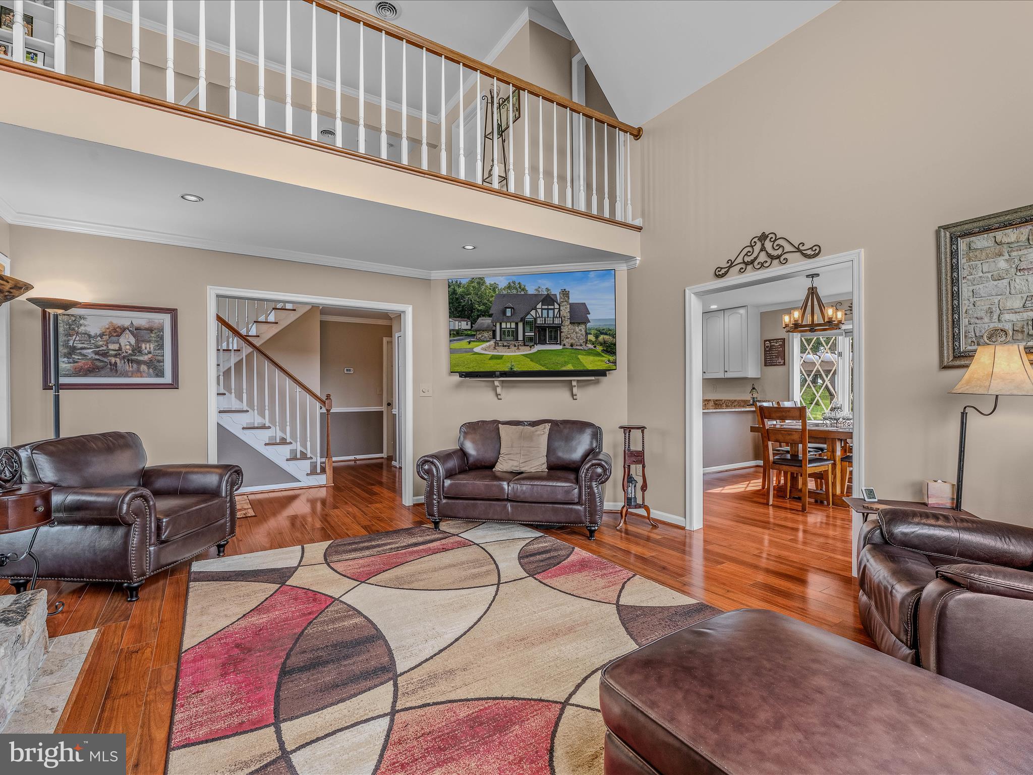 TOP MEADOW - Residential