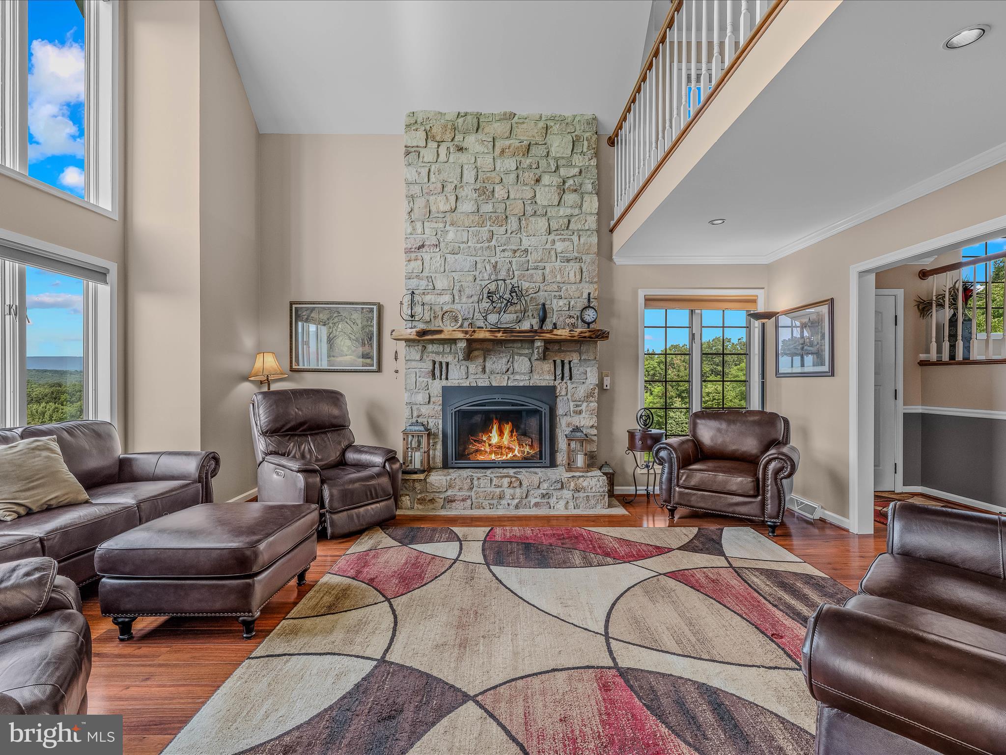 TOP MEADOW - Residential