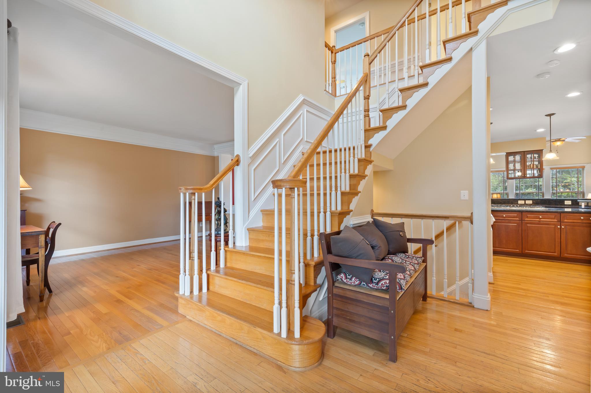 HAILEES GROVE - Residential