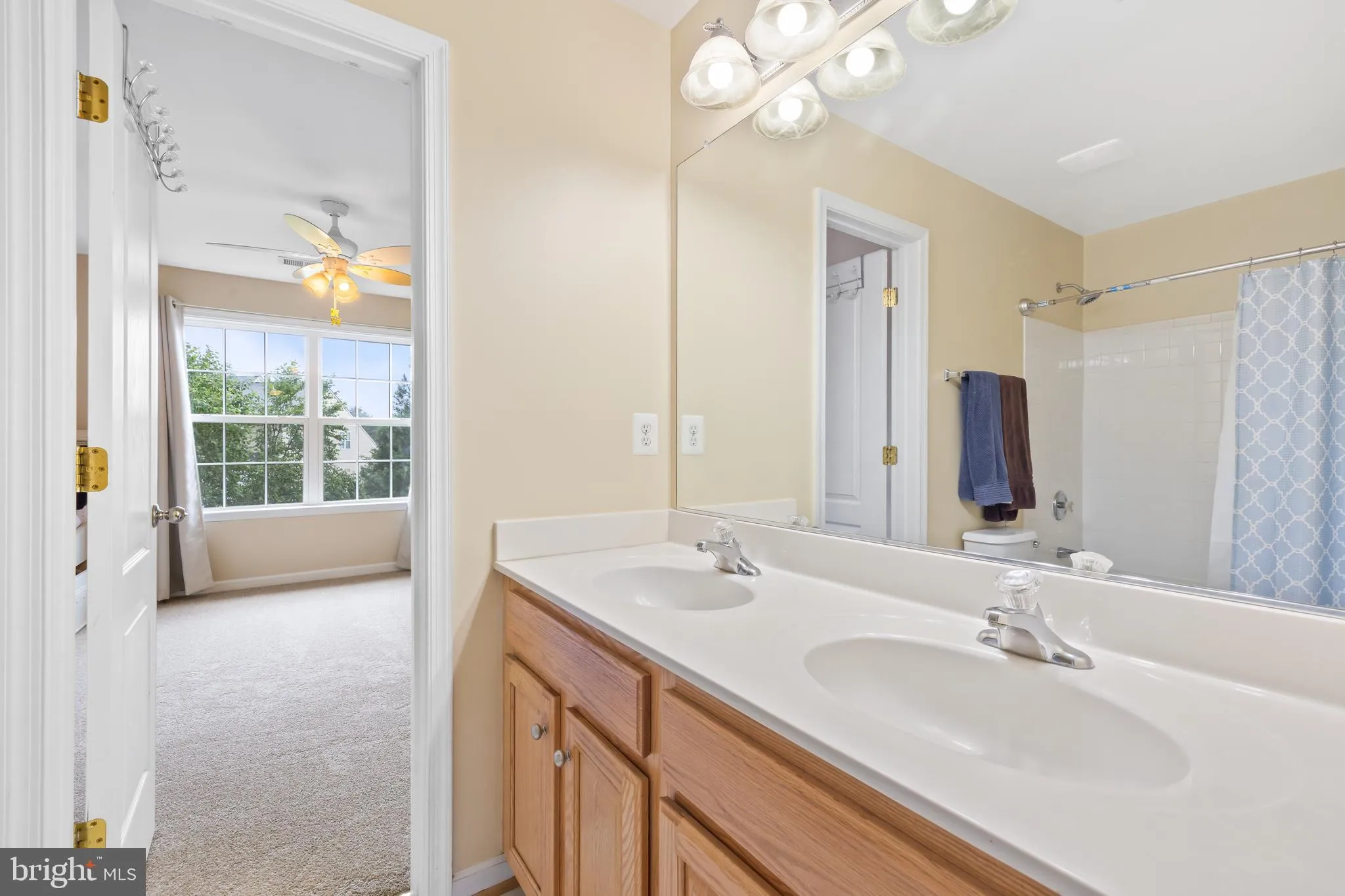 Manassas, Virginia 20112, United States, 5 Bedrooms Bedrooms, ,5 BathroomsBathrooms,Residential,Coming Soon,162132