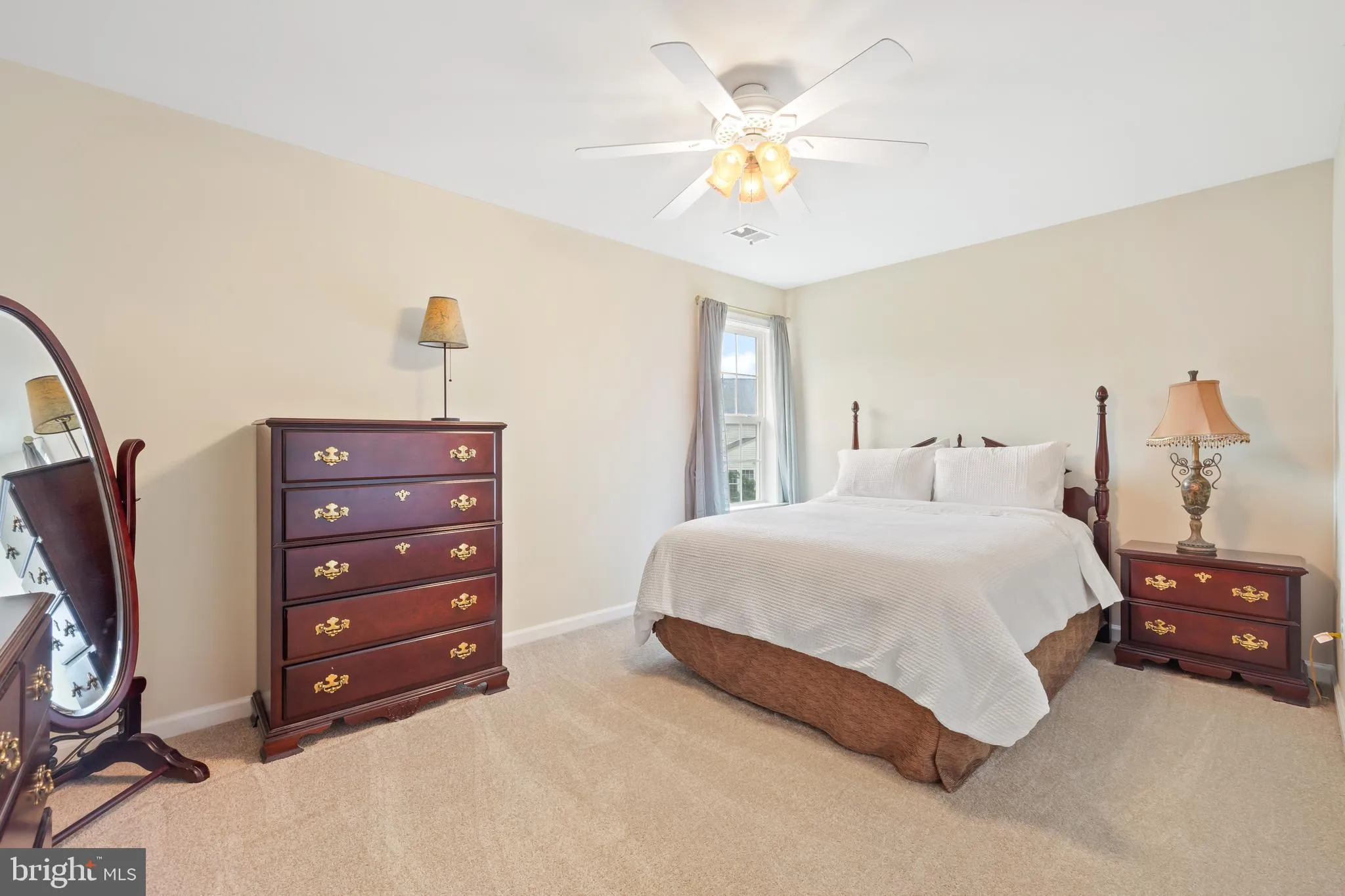 Manassas, Virginia 20112, United States, 5 Bedrooms Bedrooms, ,5 BathroomsBathrooms,Residential,Coming Soon,162132