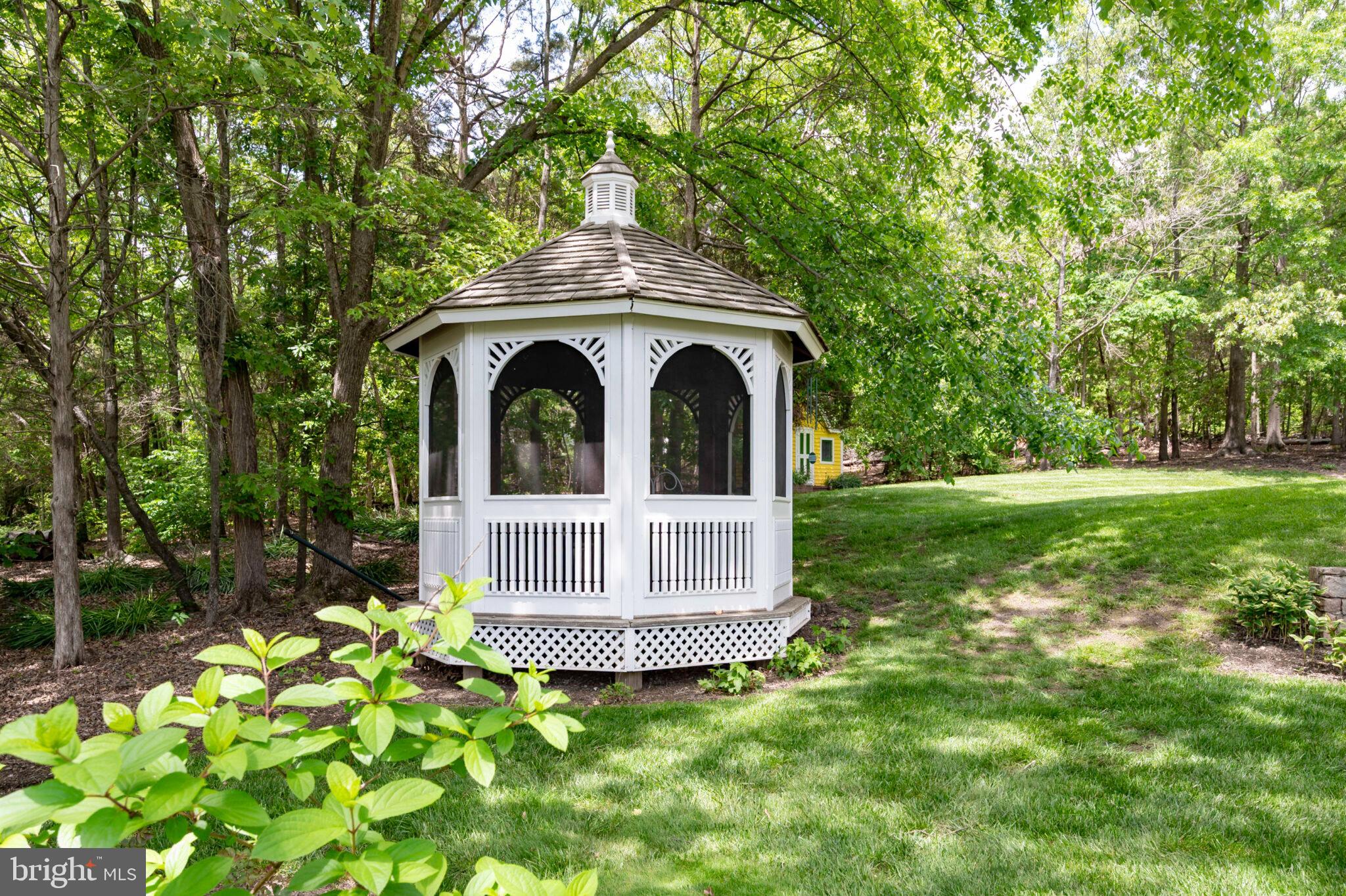 GATE POST ESTATES - Residential