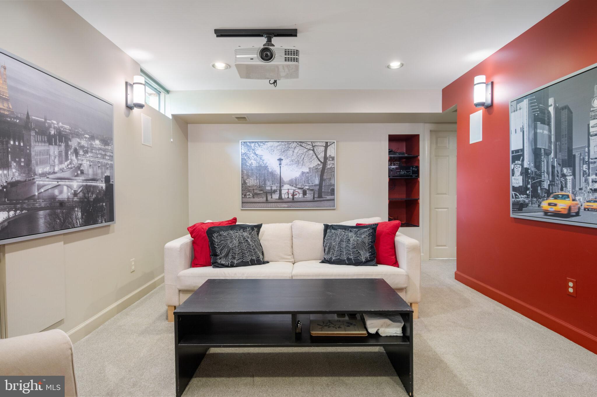 GATE POST ESTATES - Residential