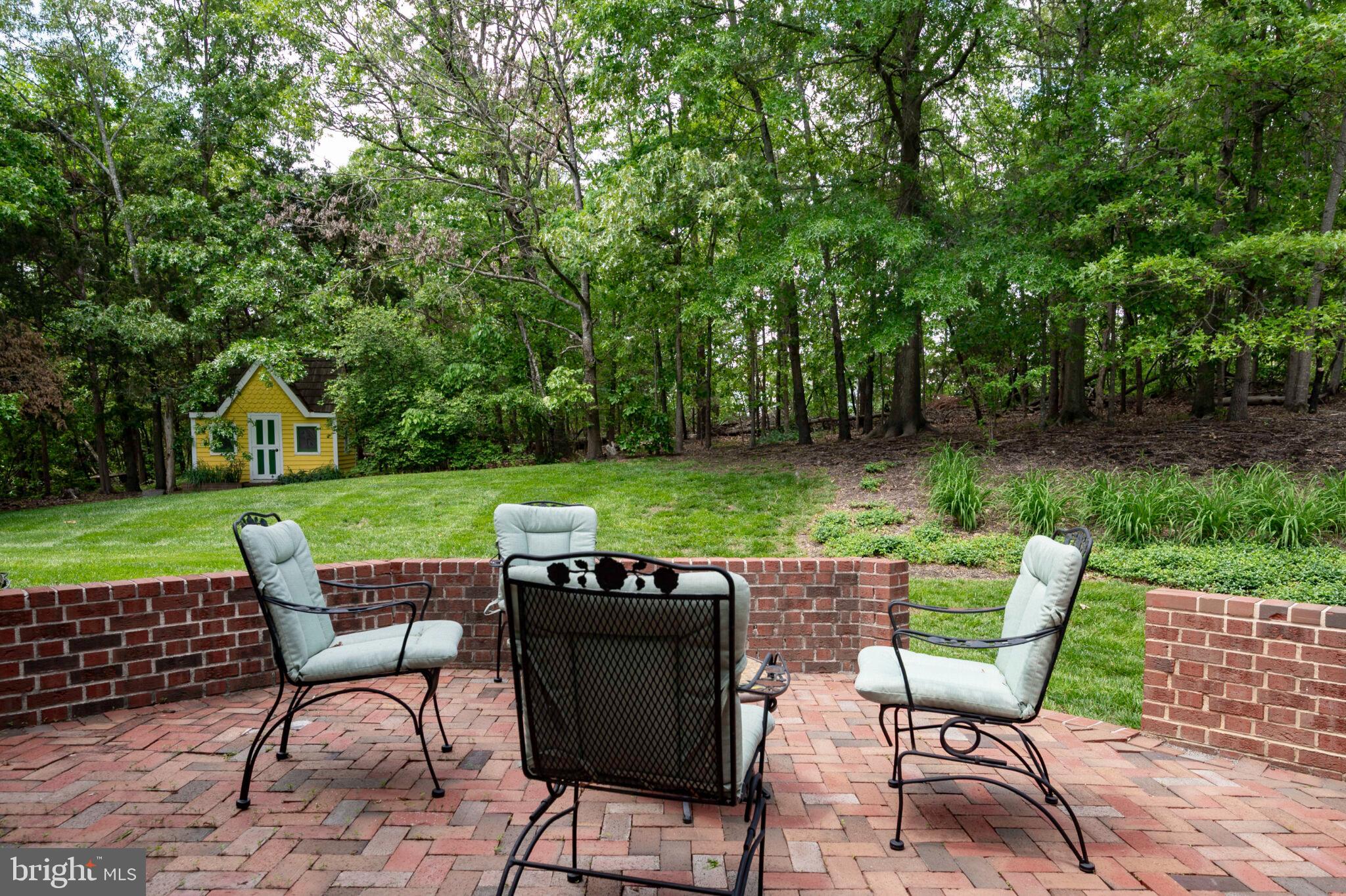 GATE POST ESTATES - Residential