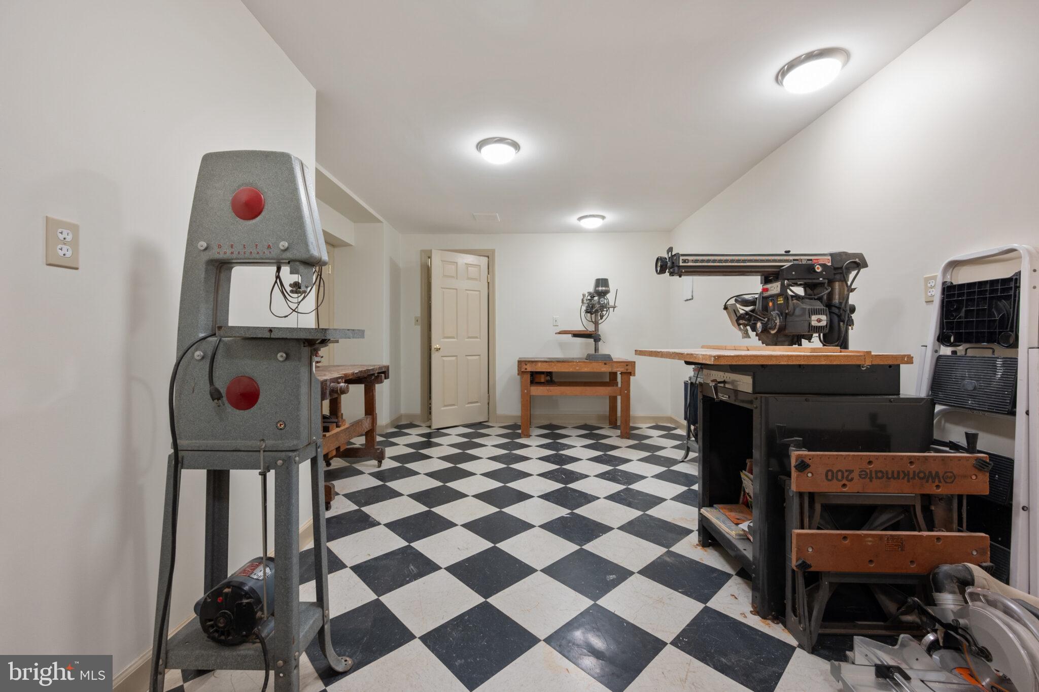 GATE POST ESTATES - Residential