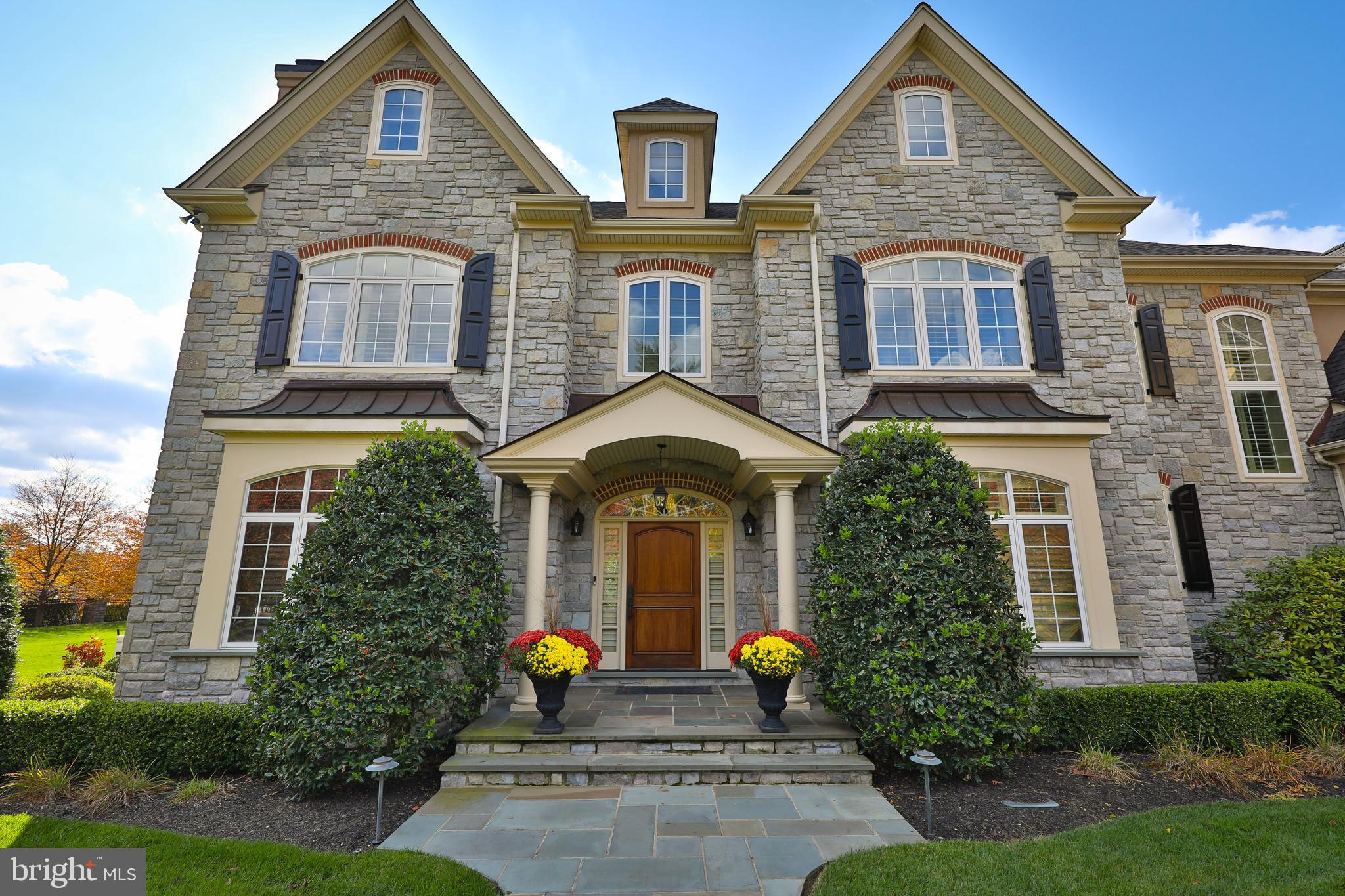 WOODFIELD AT B B - Residential