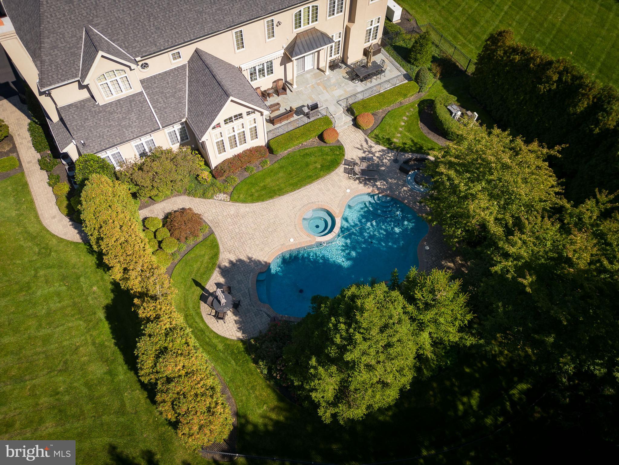 WOODFIELD AT B B - Residential