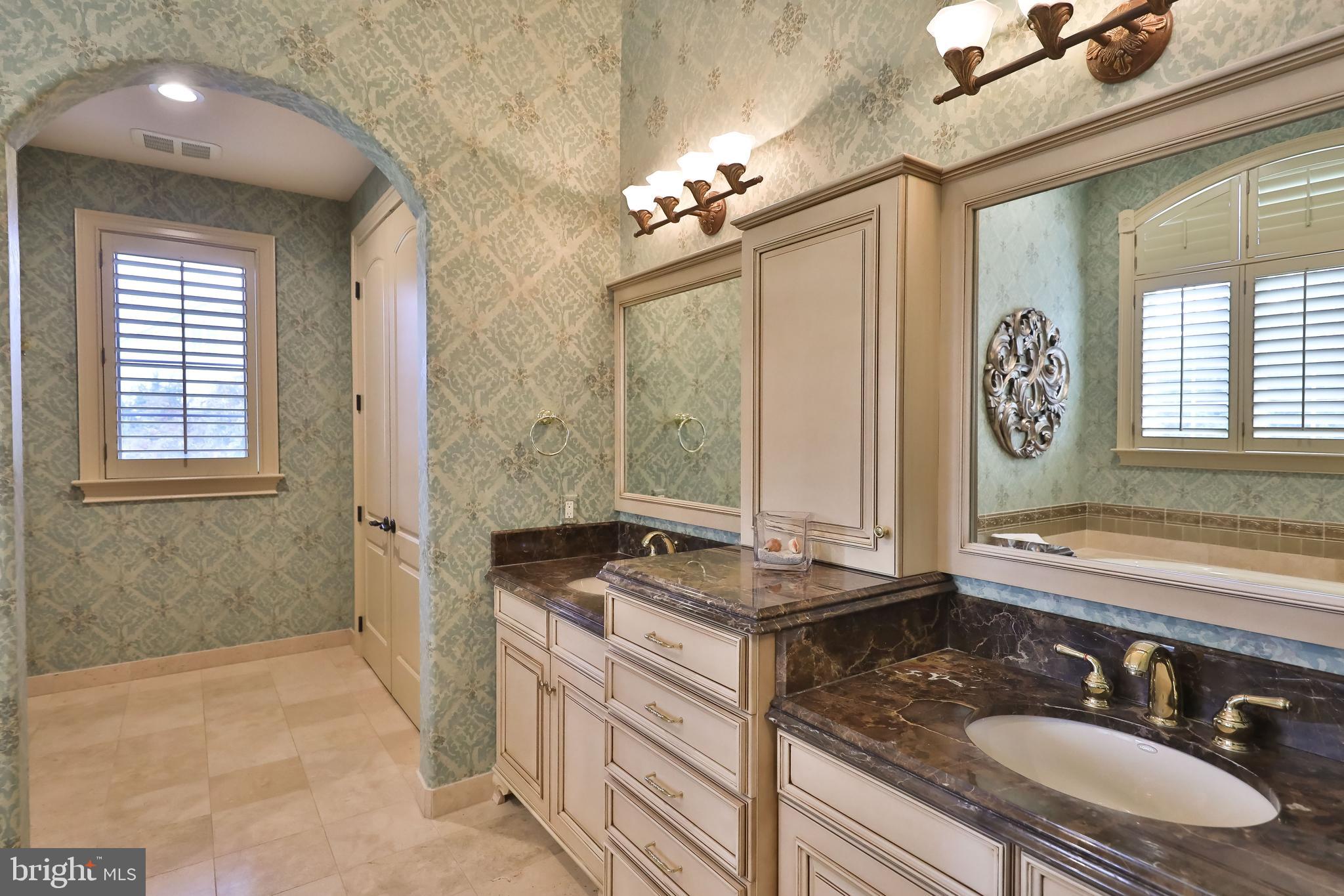 WOODFIELD AT B B - Residential