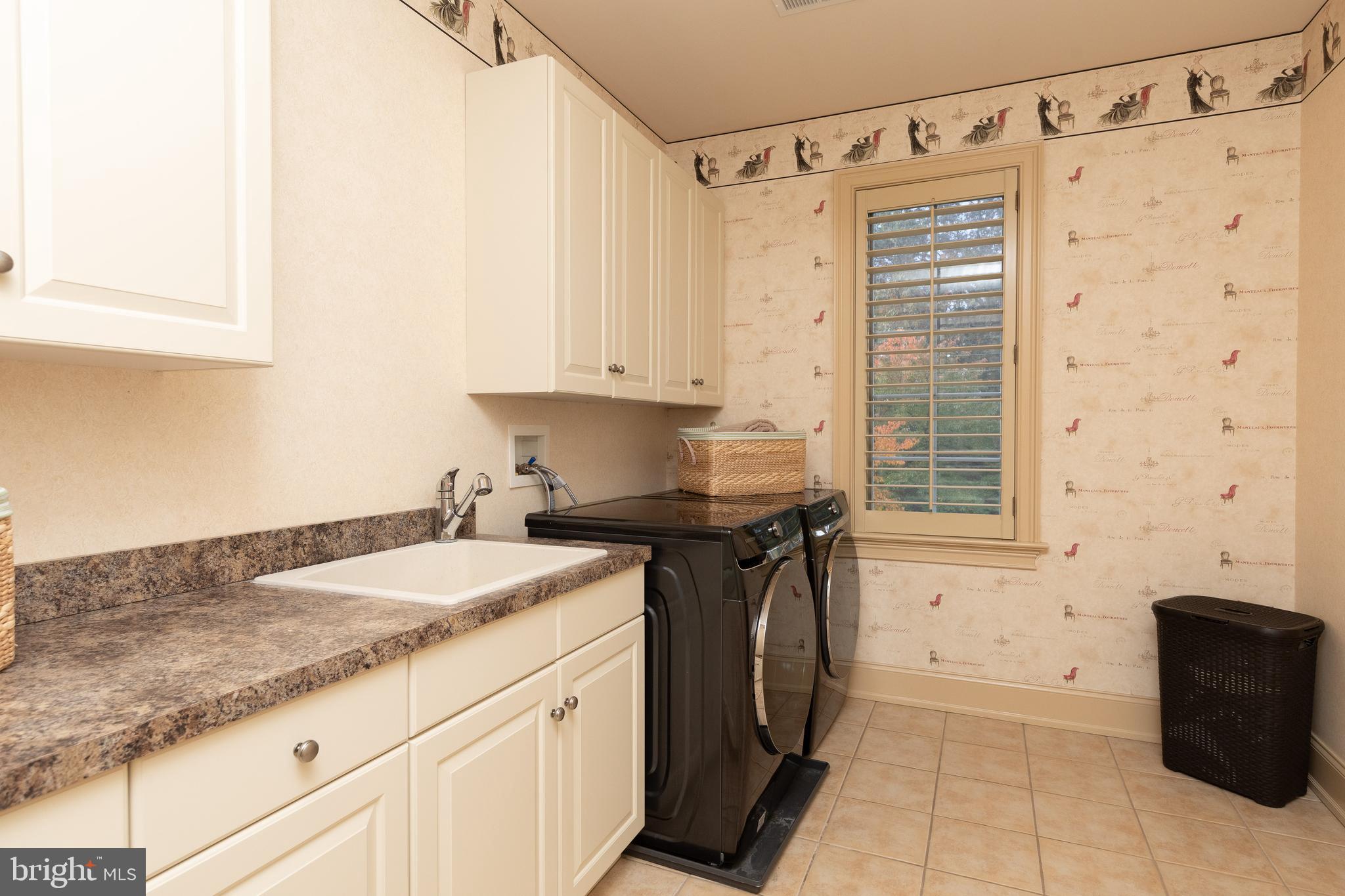 WOODFIELD AT B B - Residential