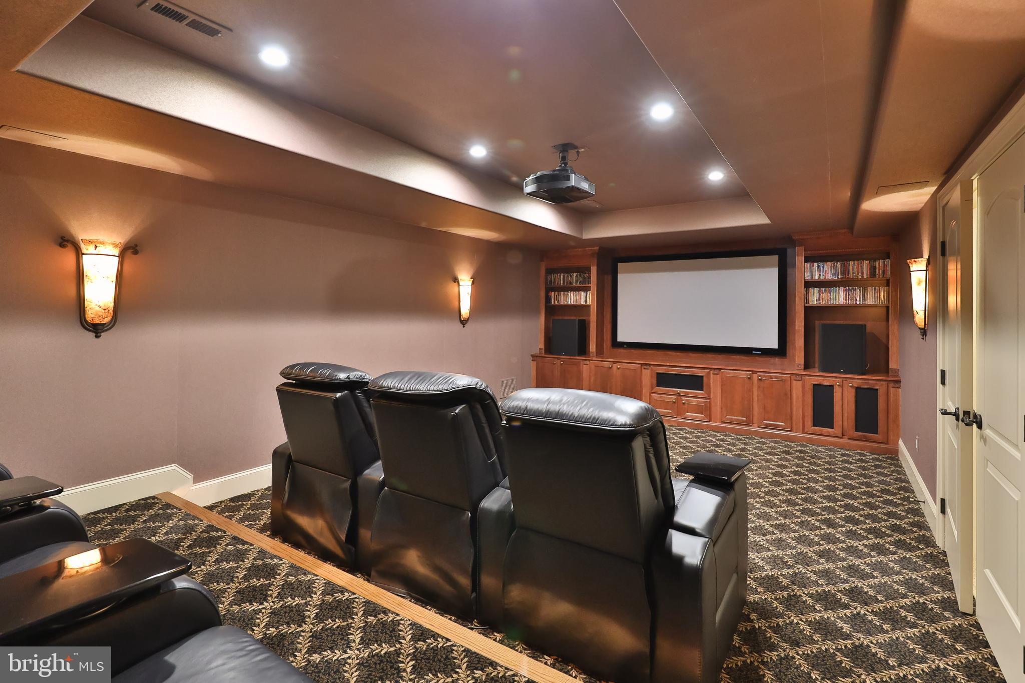 WOODFIELD AT B B - Residential