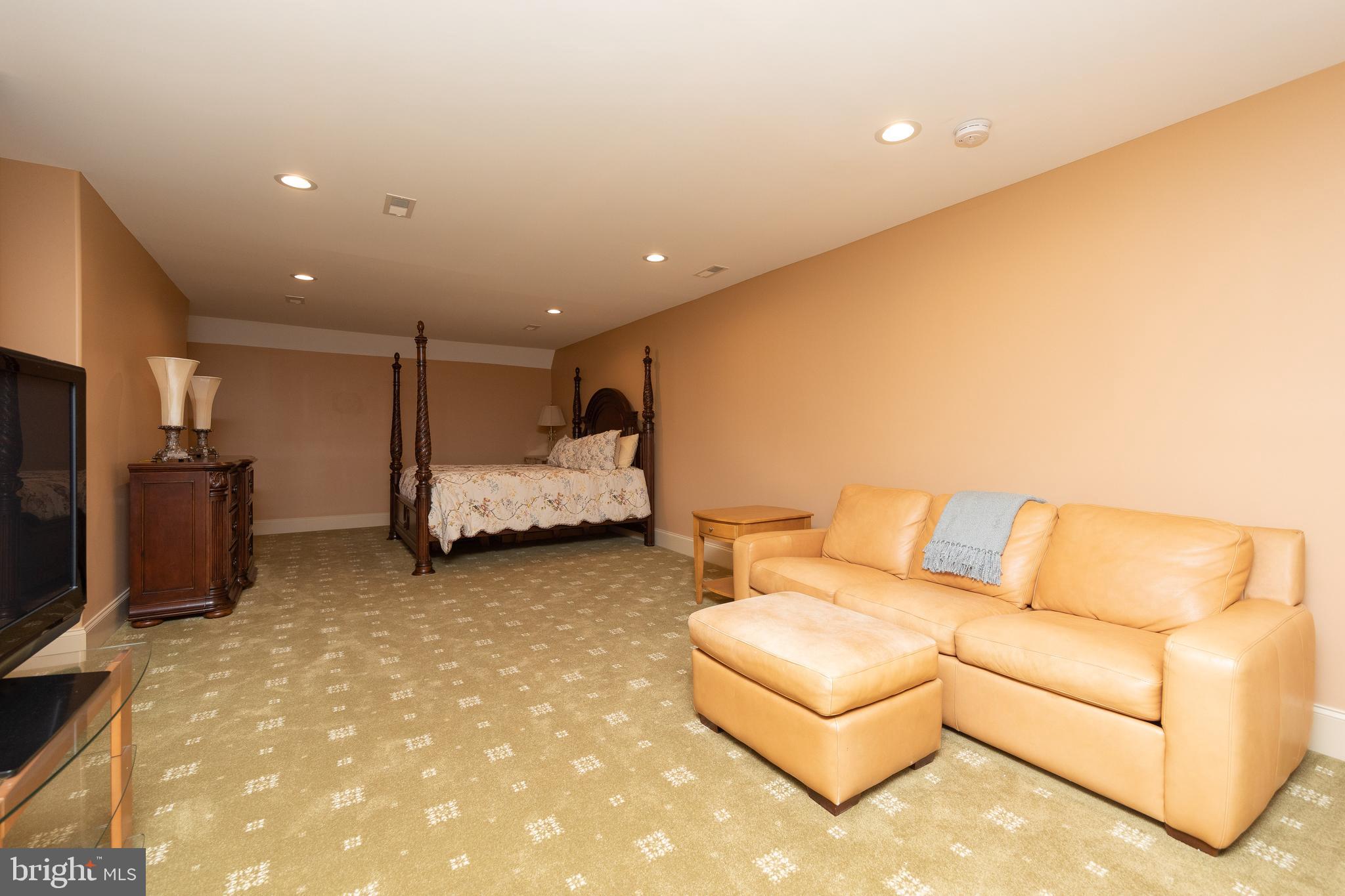 WOODFIELD AT B B - Residential