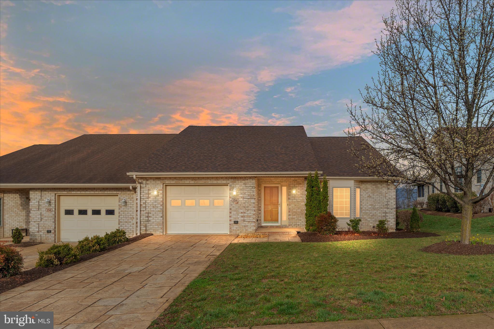 STONY POINTE - Residential