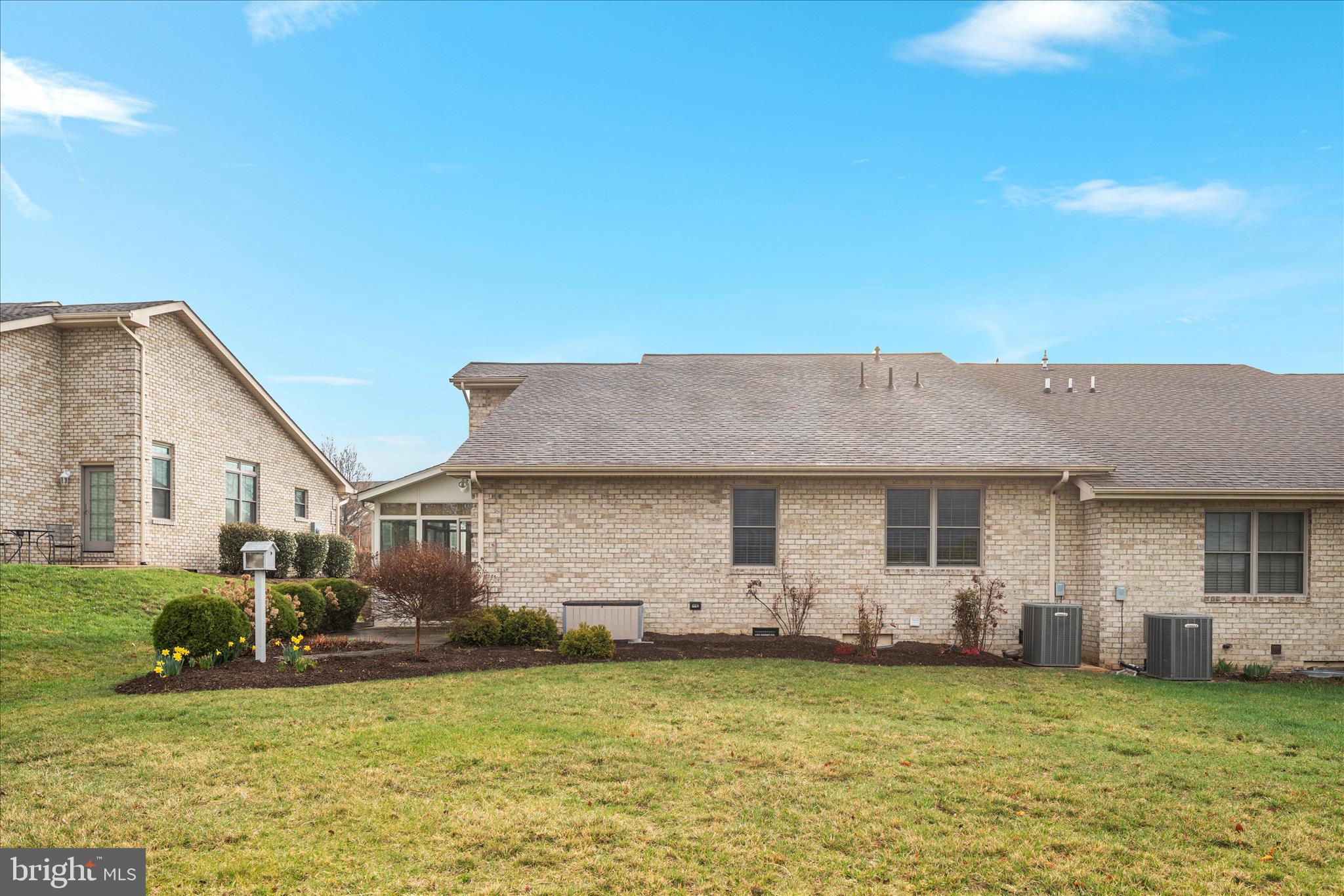 STONY POINTE - Residential