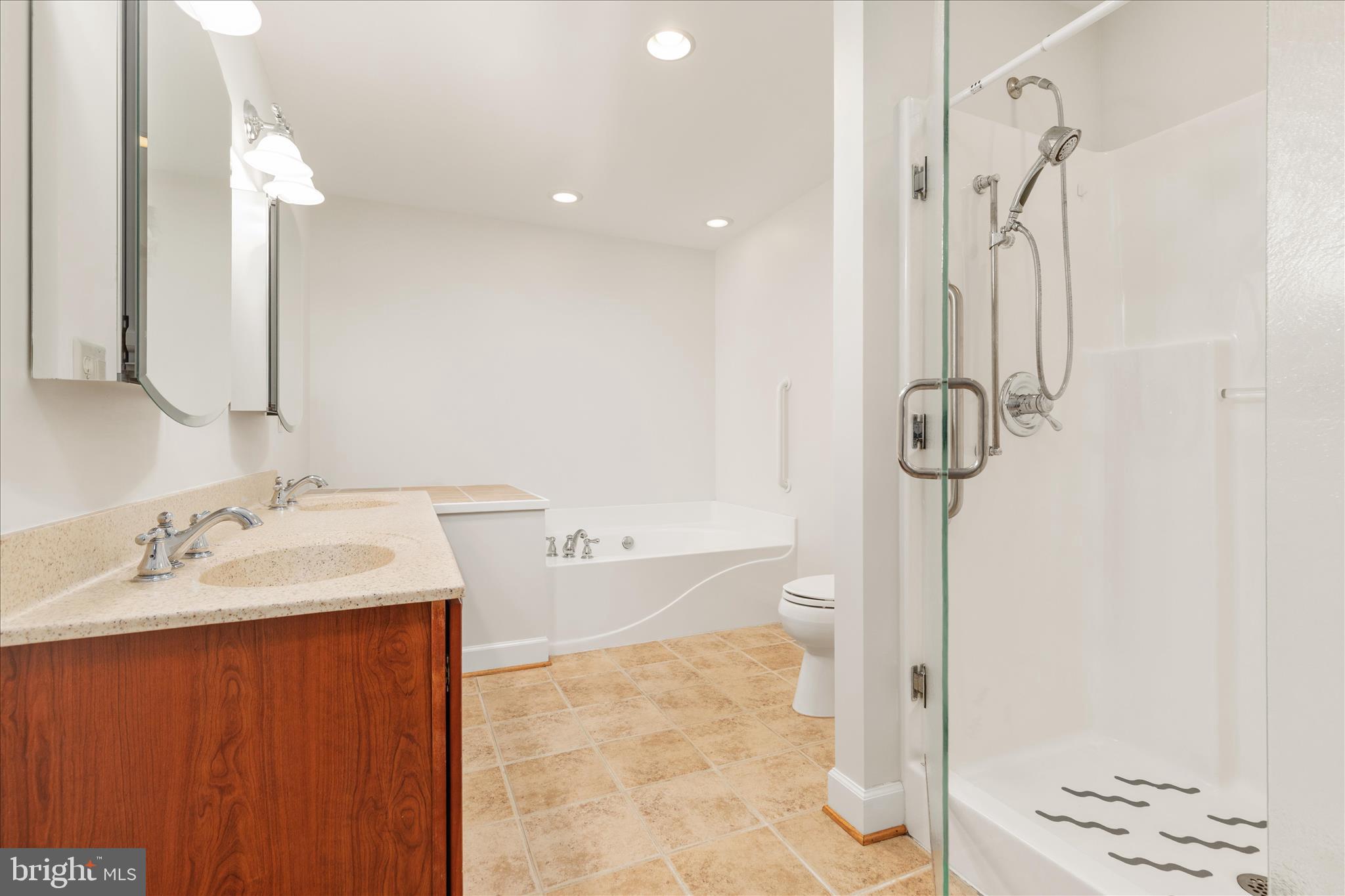 STONY POINTE - Residential