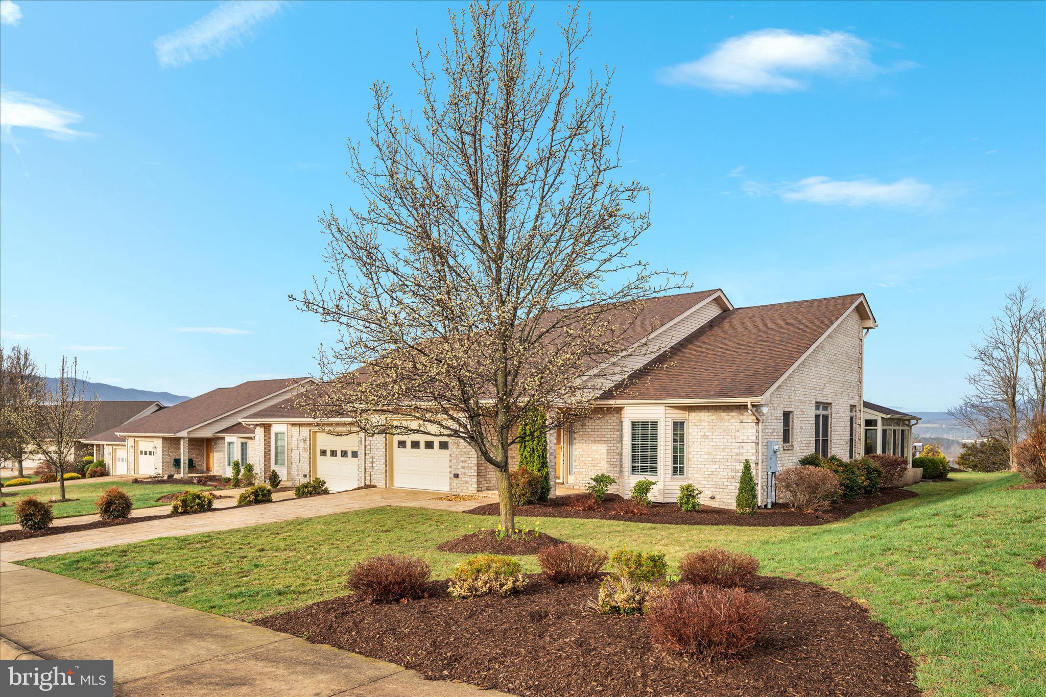 STONY POINTE - Residential