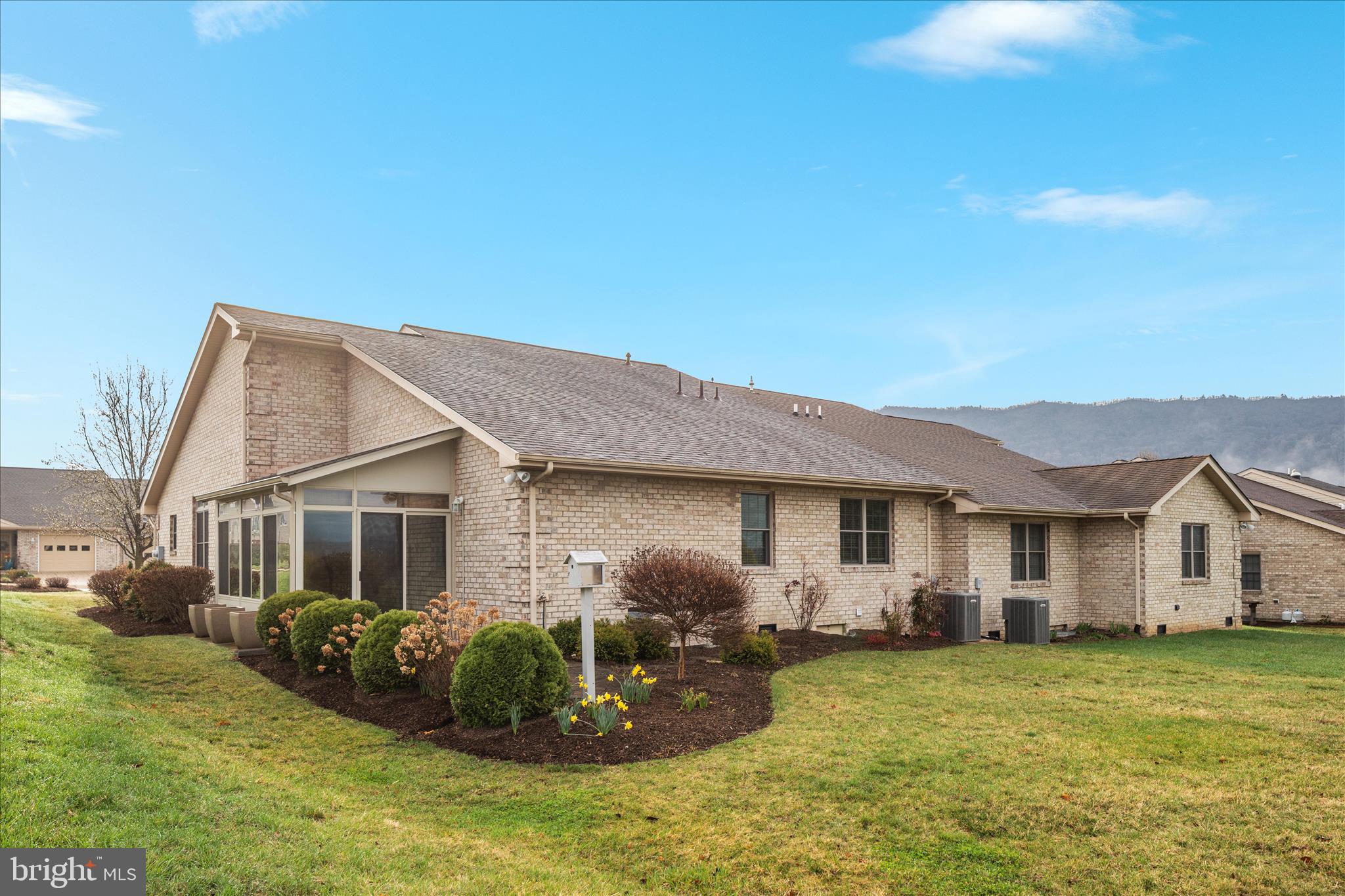 STONY POINTE - Residential