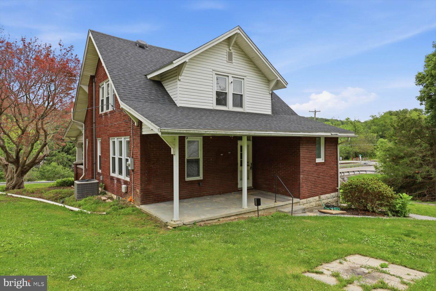 HANOVER JUNCTION - Residential