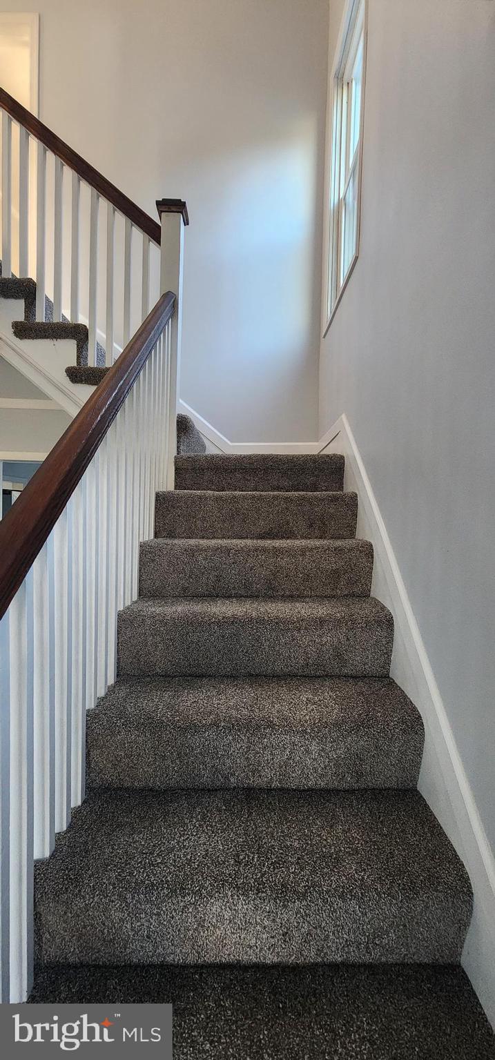 ELMWOOD - Residential