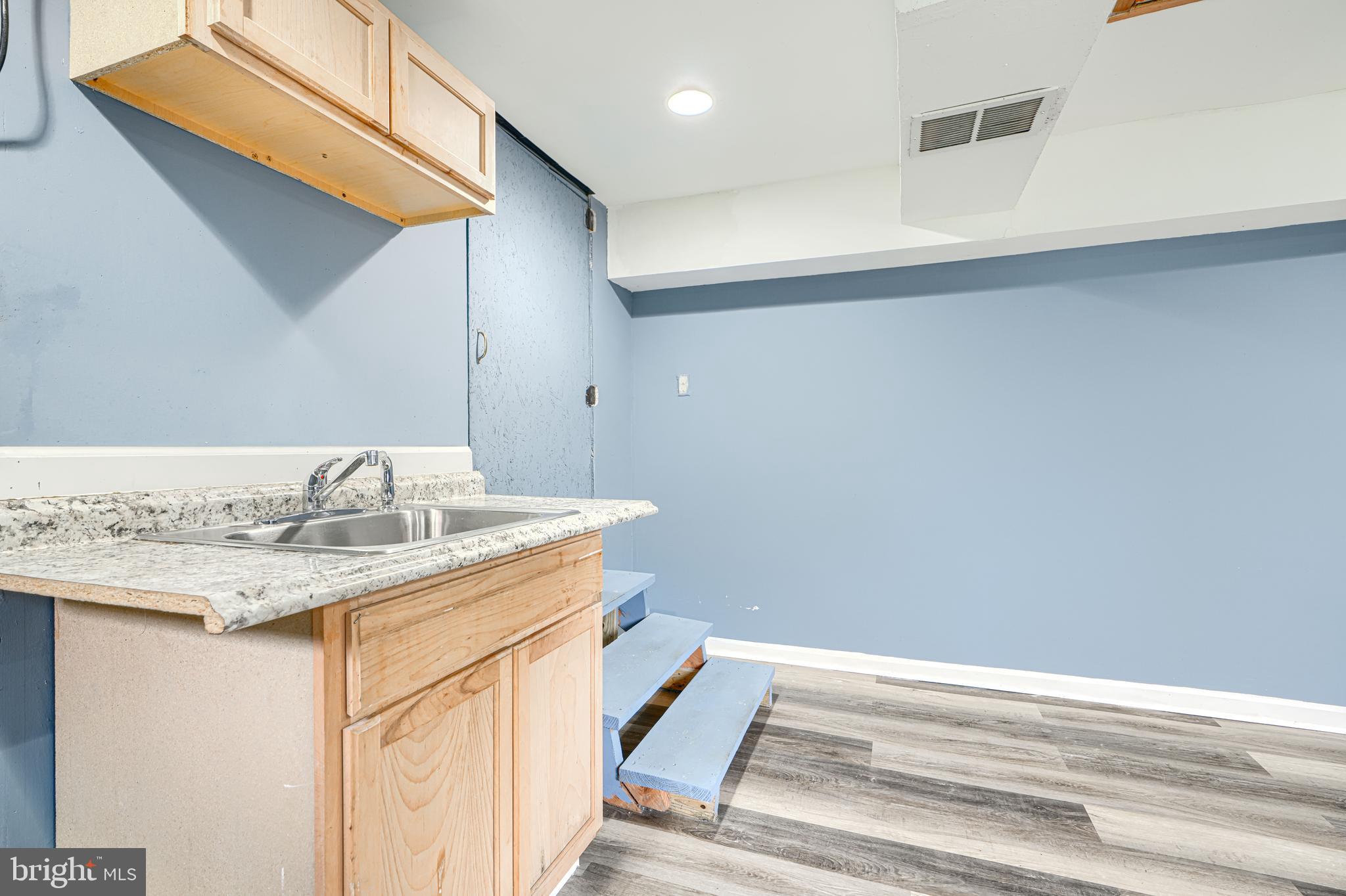 UPLANDS - Residential