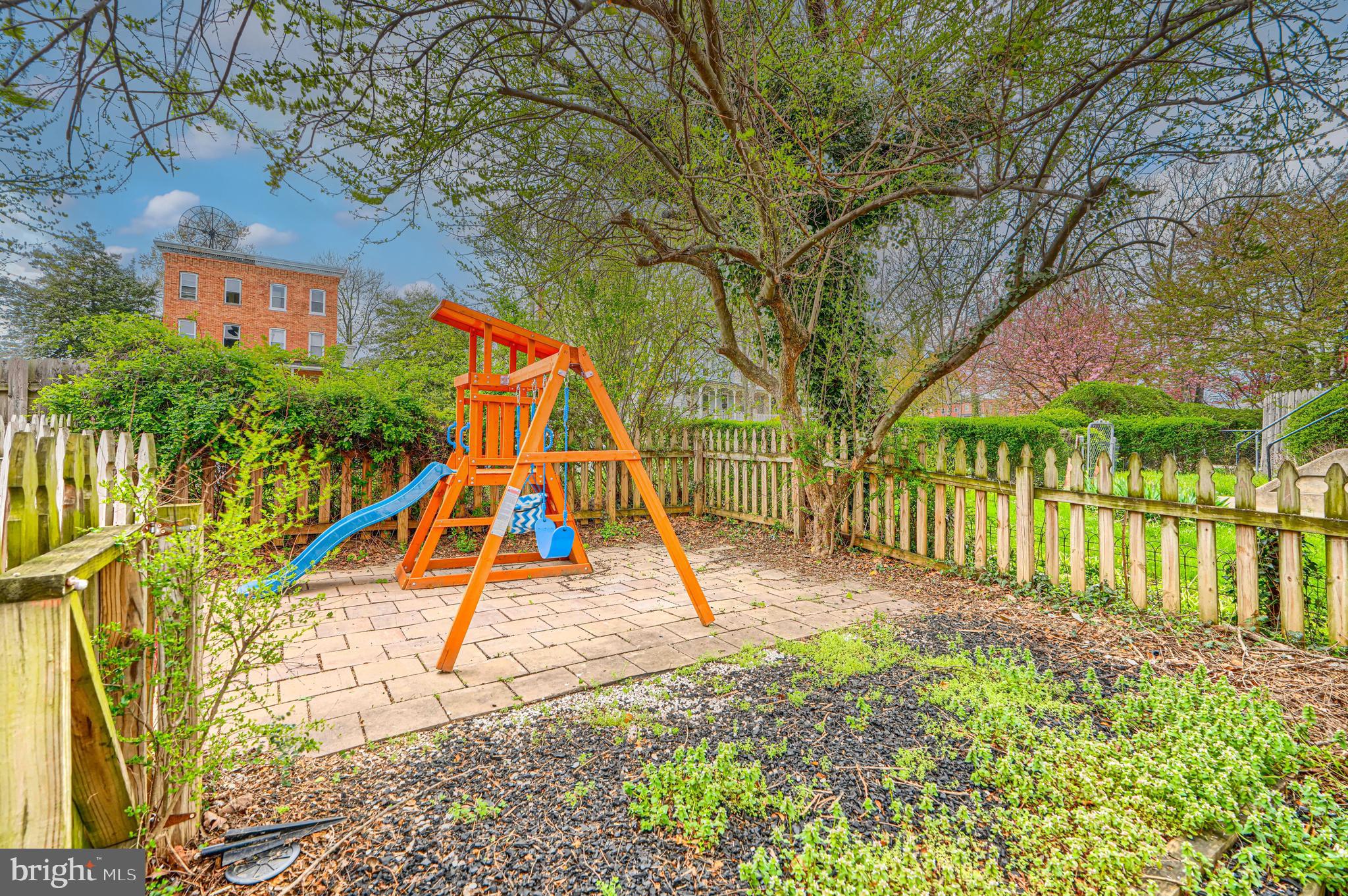 UPLANDS - Residential