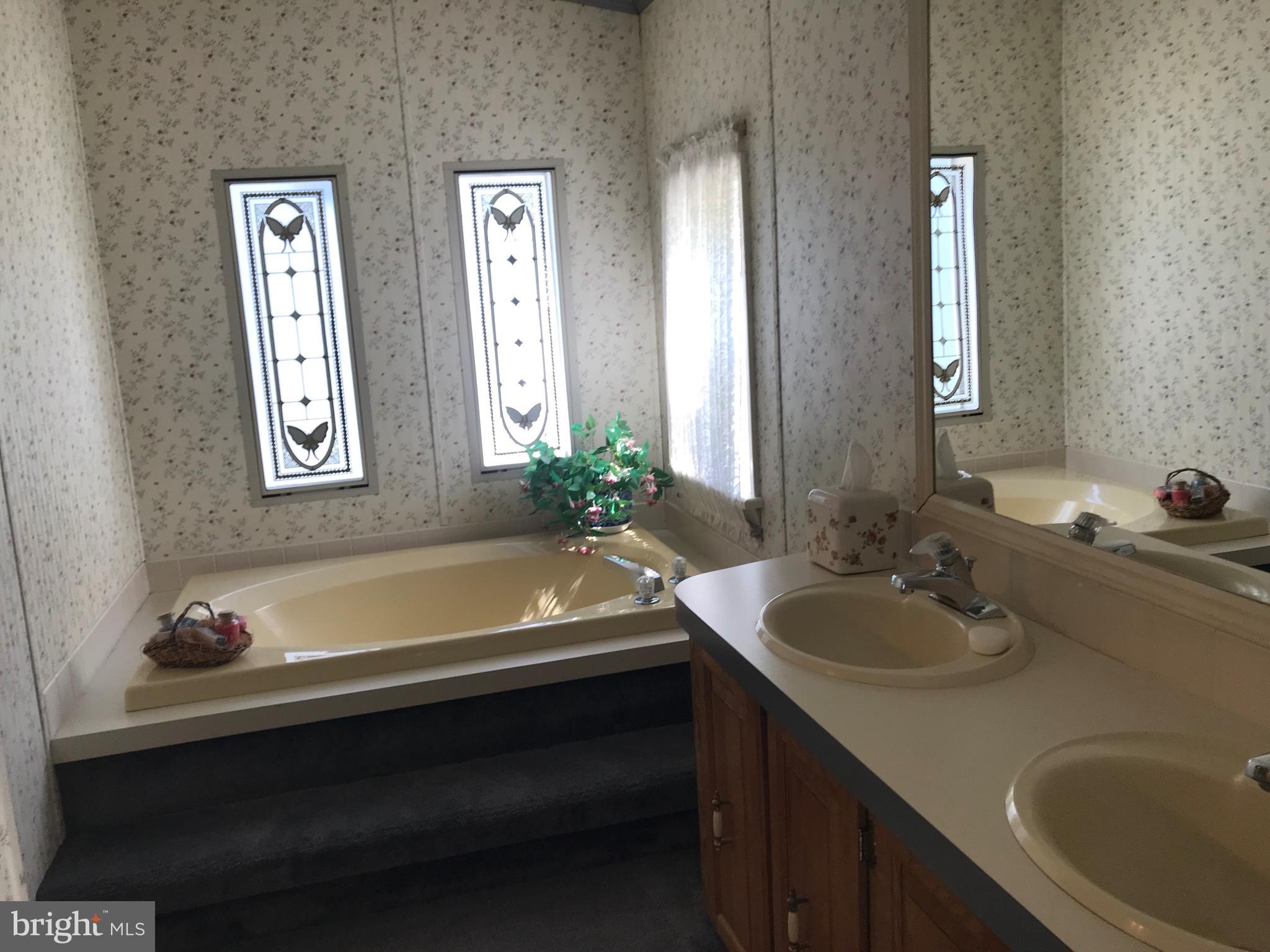 HIDDEN SPRINGS - Residential