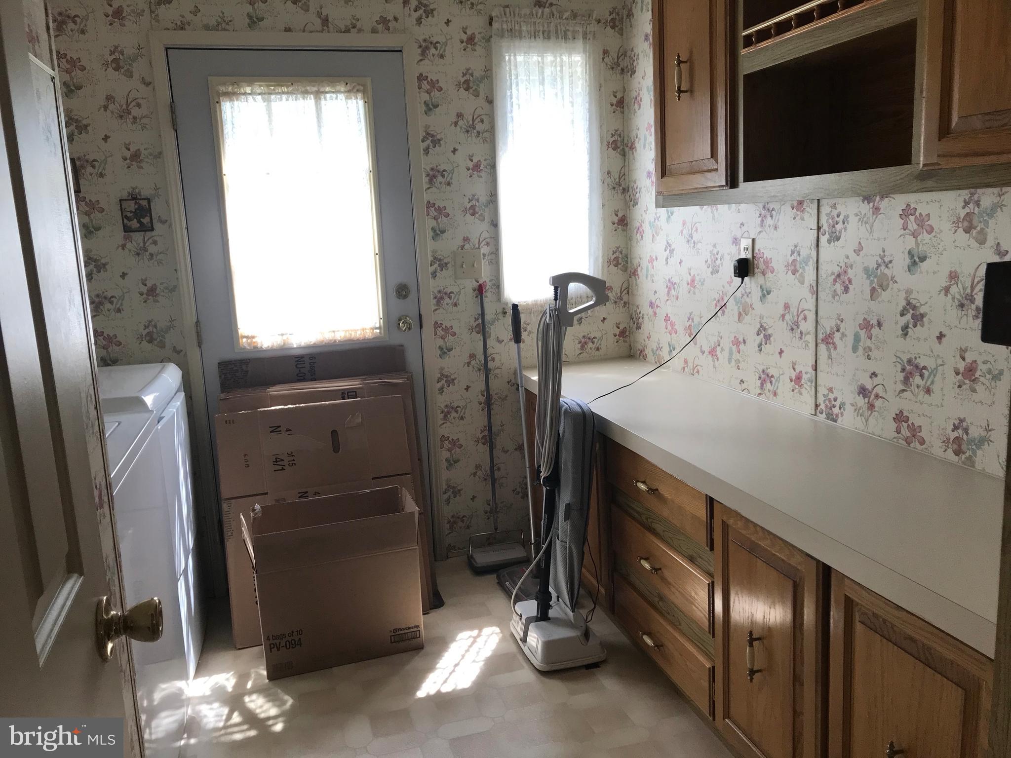 HIDDEN SPRINGS - Residential