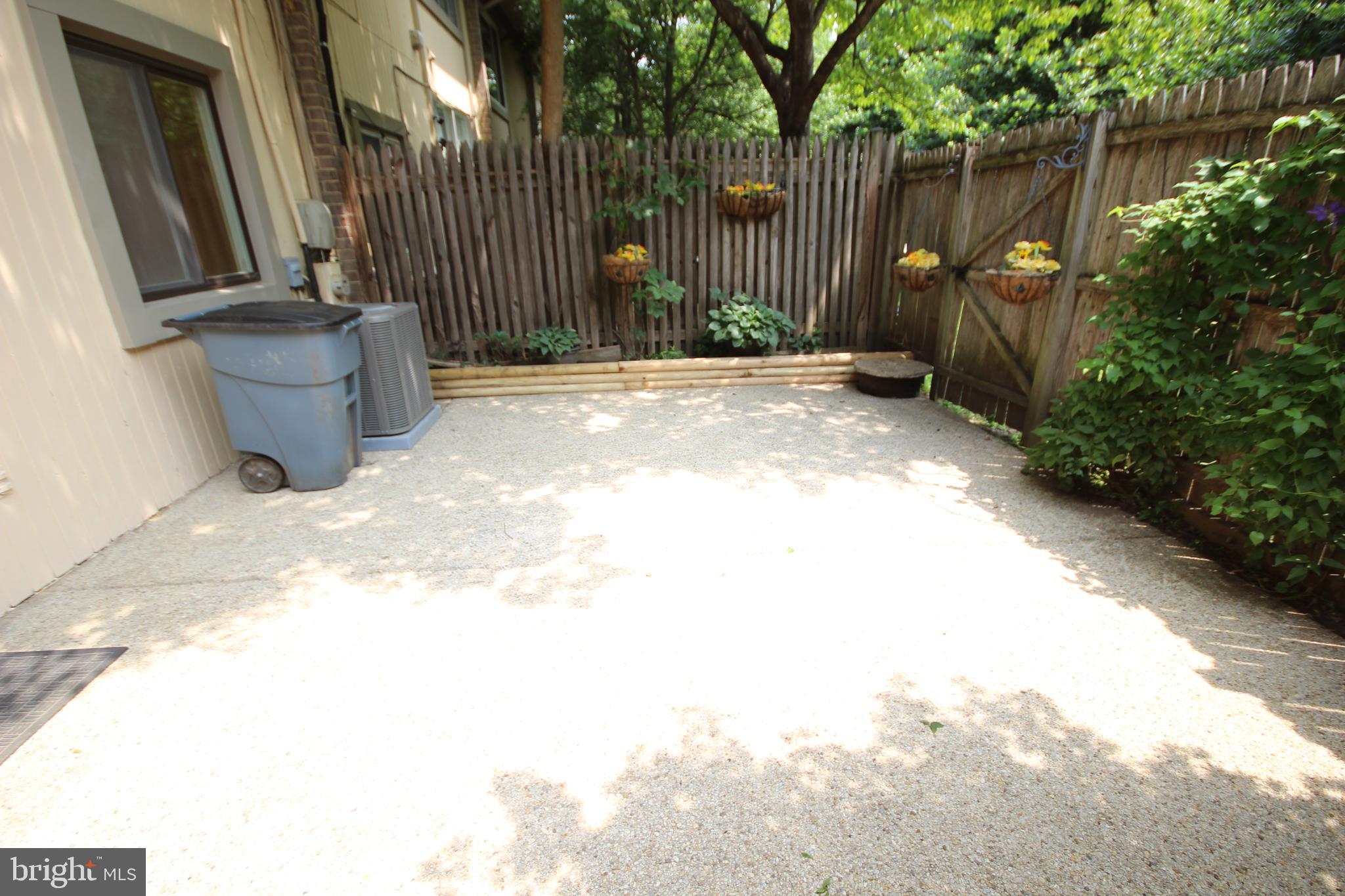 THOMAS CHOICE - Residential