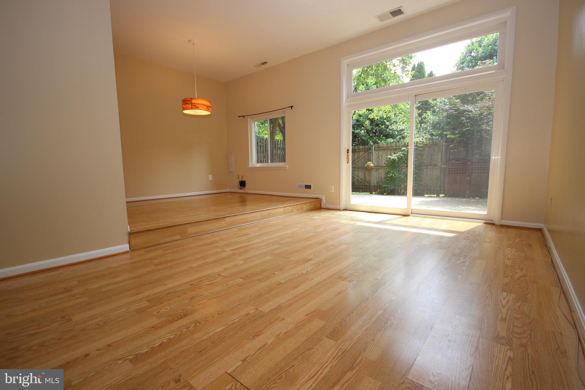 THOMAS CHOICE - Residential