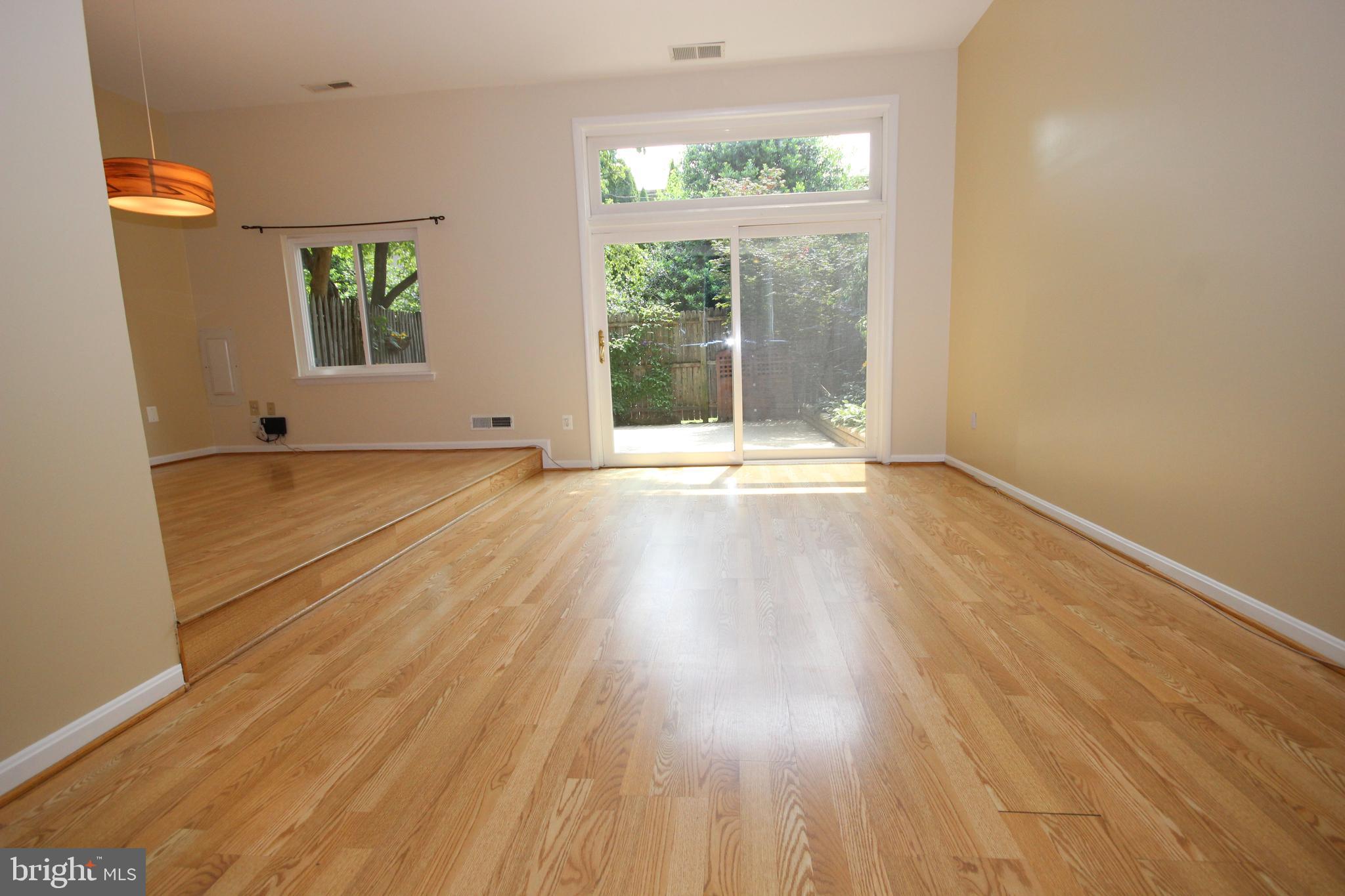 THOMAS CHOICE - Residential