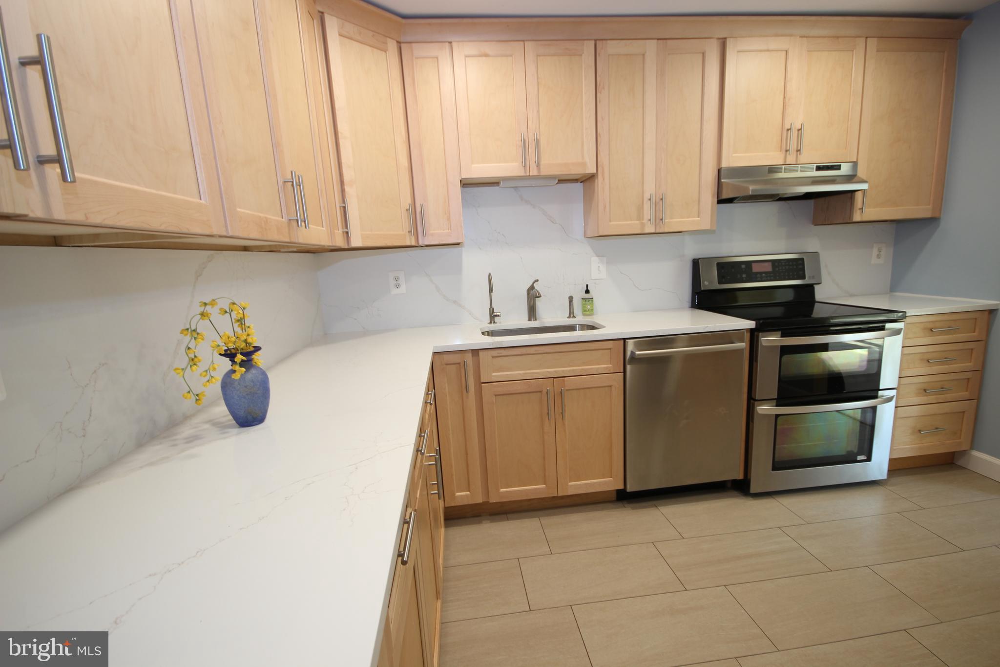 THOMAS CHOICE - Residential