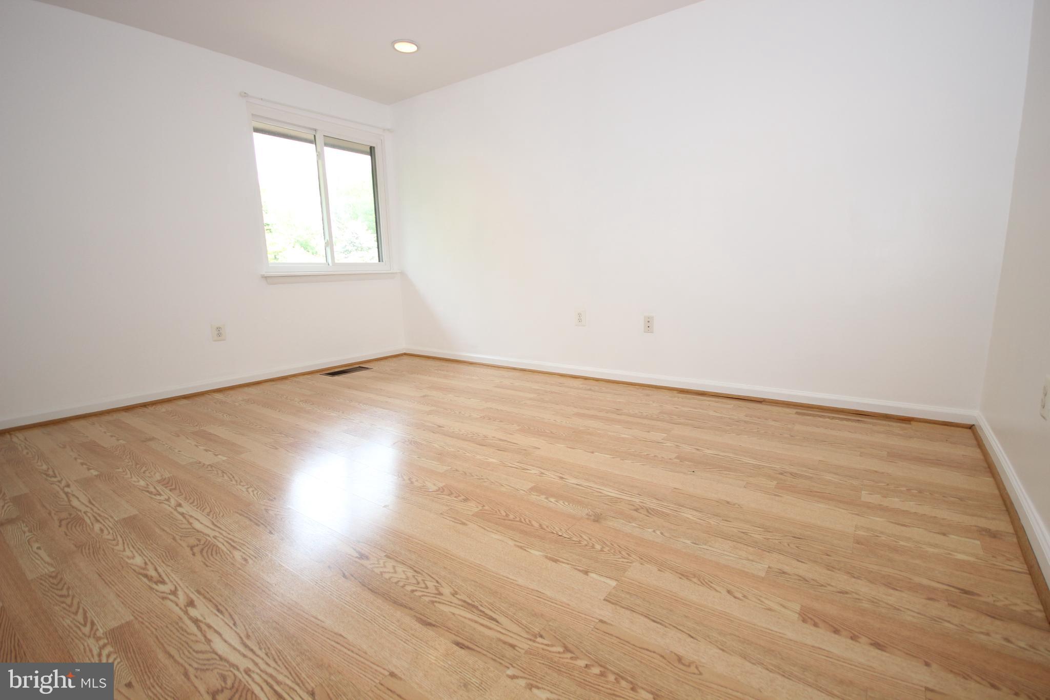 THOMAS CHOICE - Residential