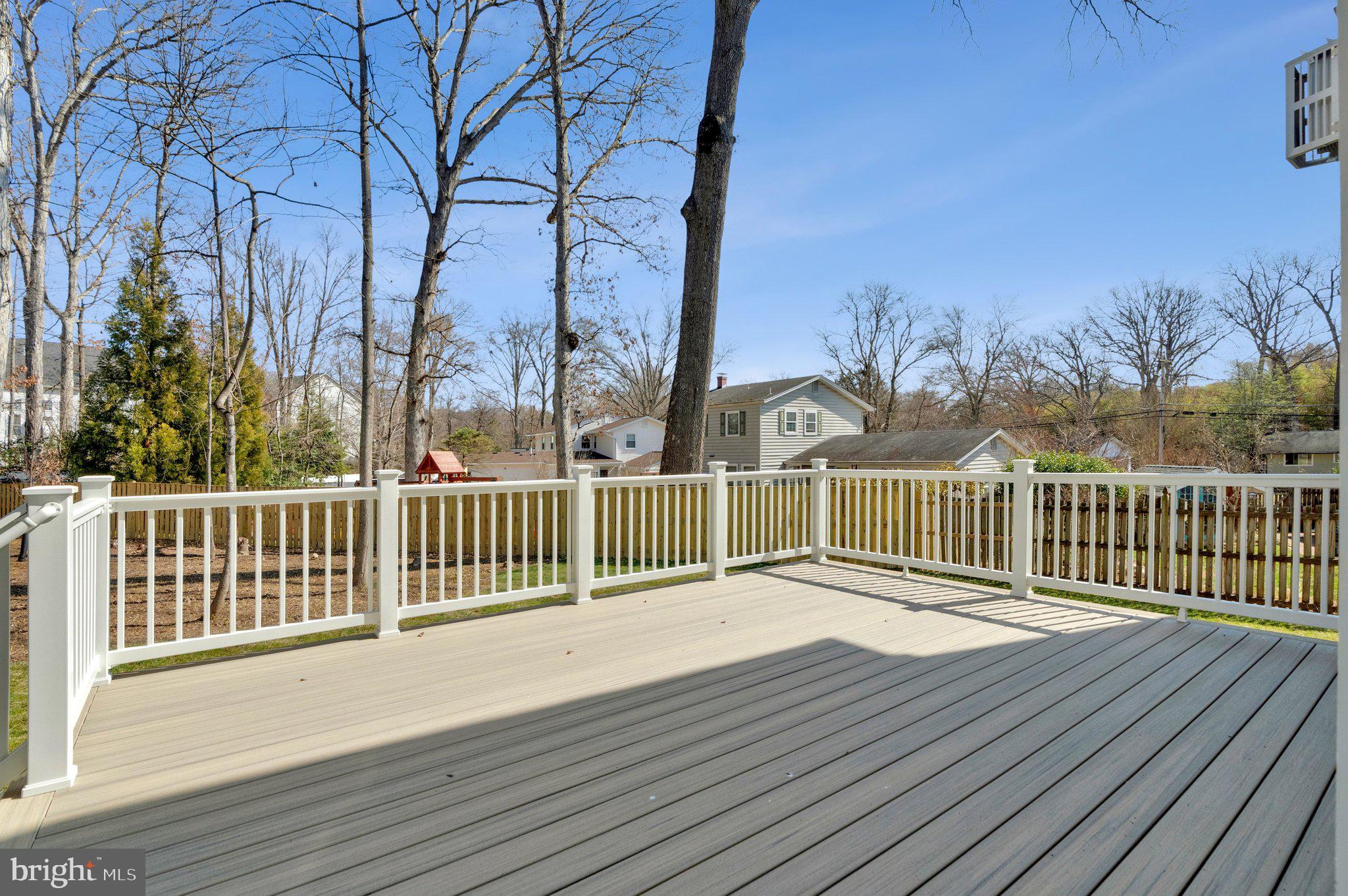 DUNN LORING WOODS - Residential