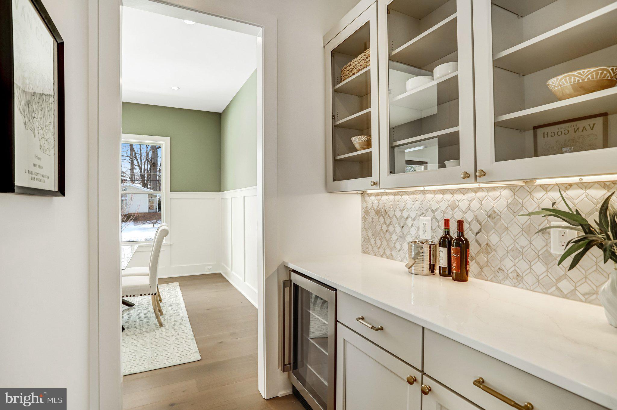 DUNN LORING WOODS - Residential