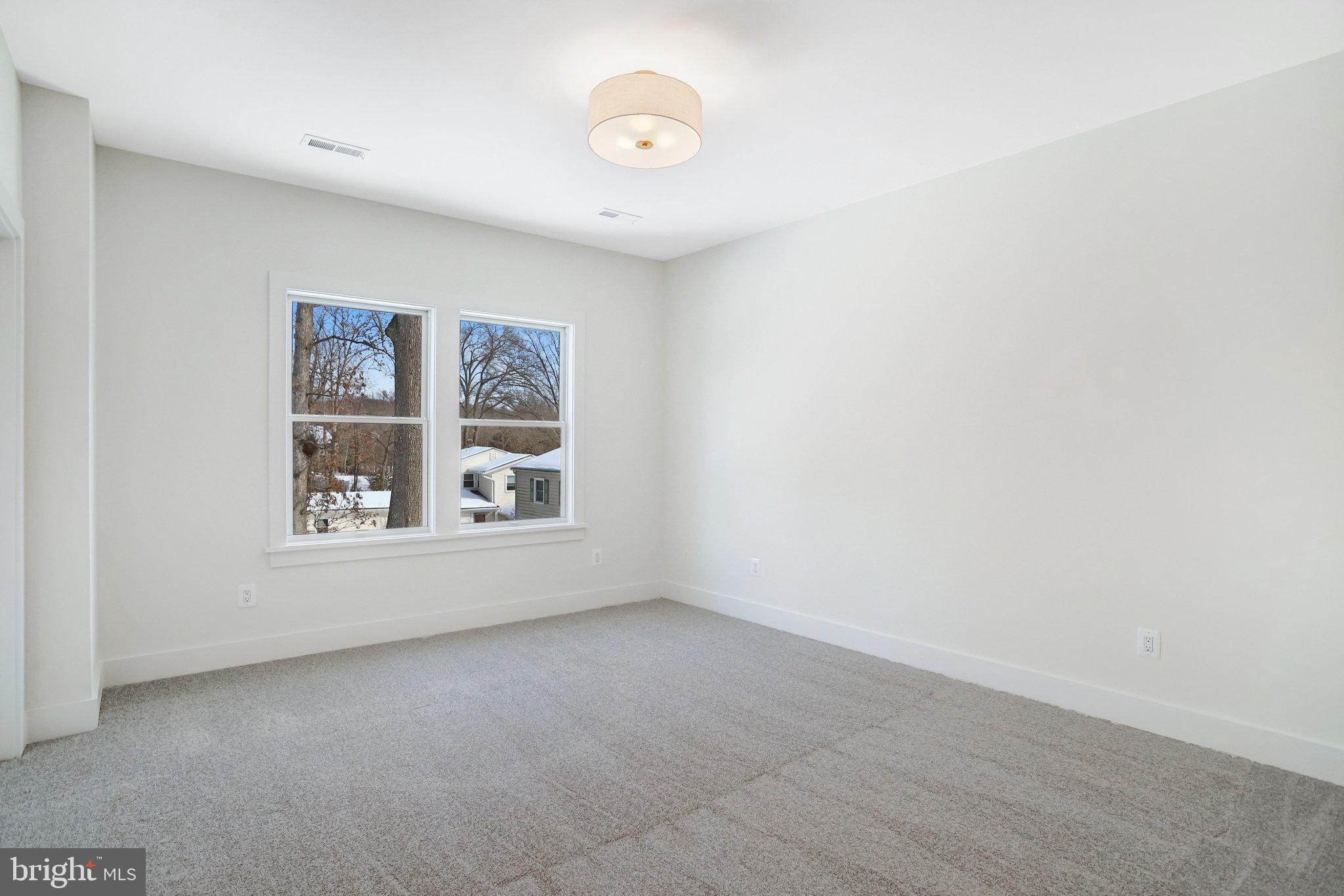 DUNN LORING WOODS - Residential