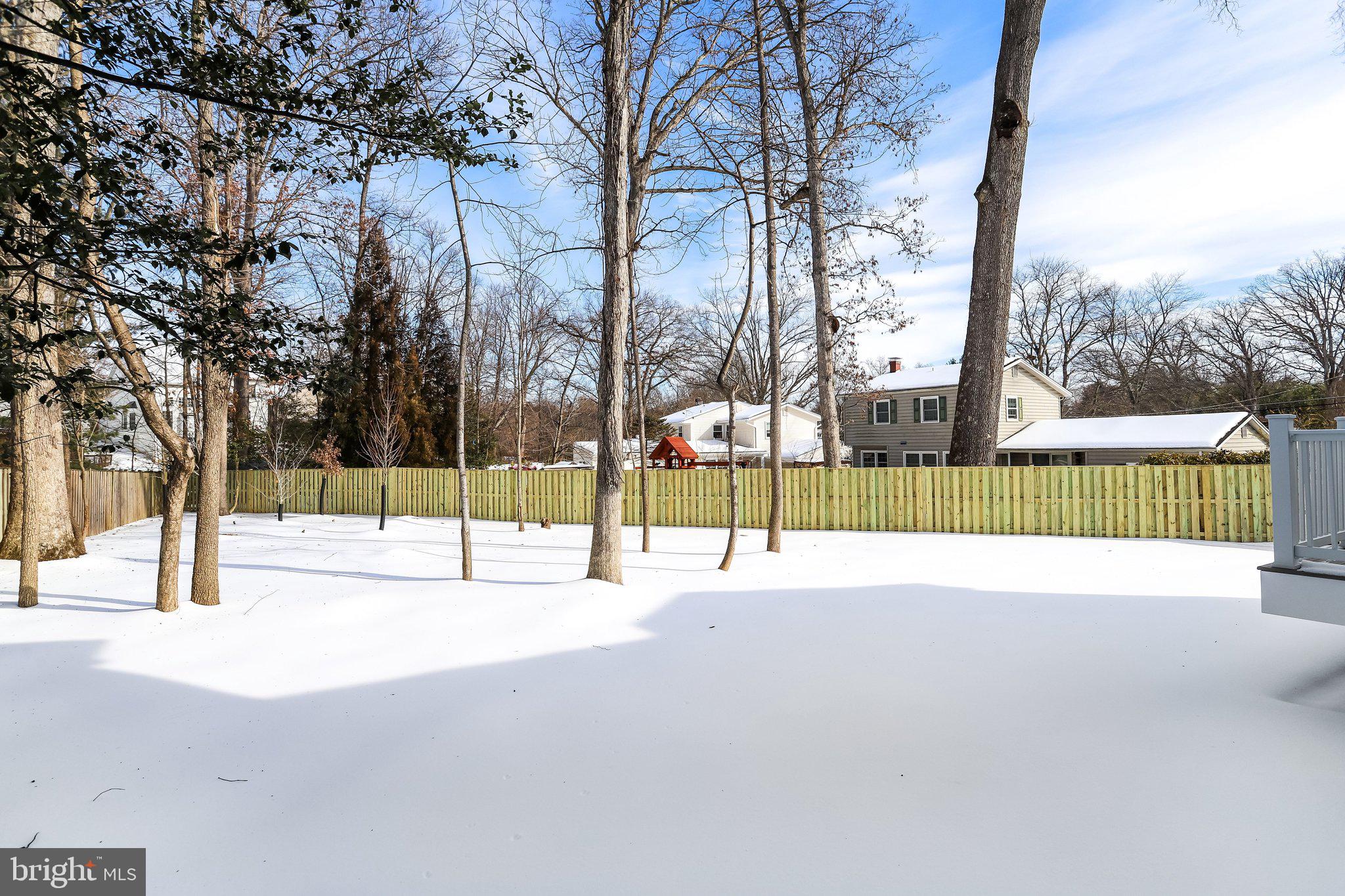 DUNN LORING WOODS - Residential