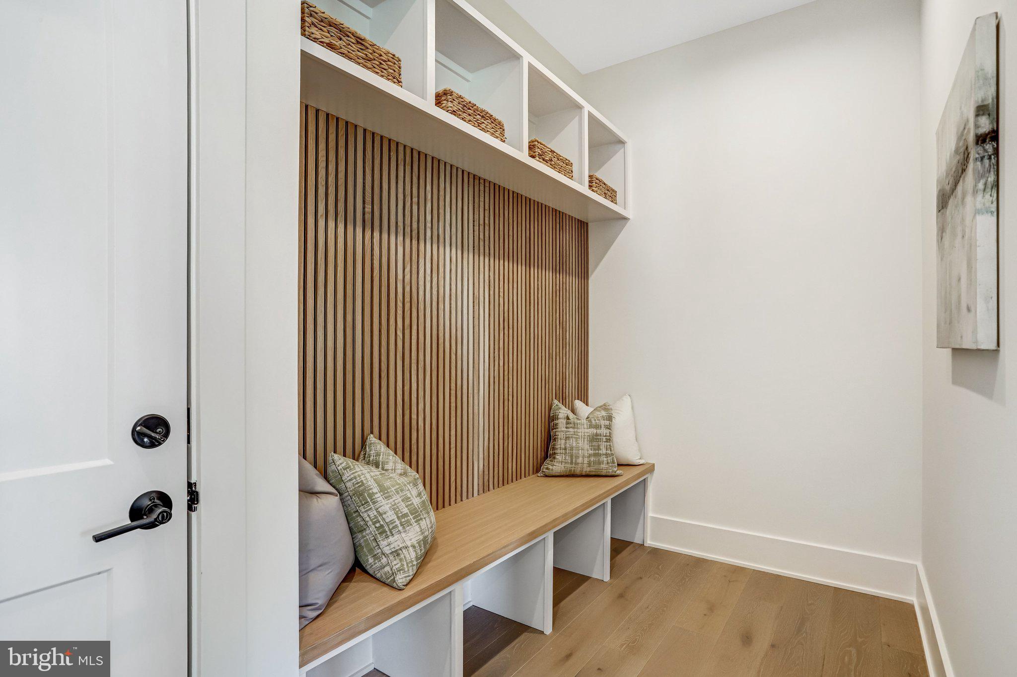 DUNN LORING WOODS - Residential