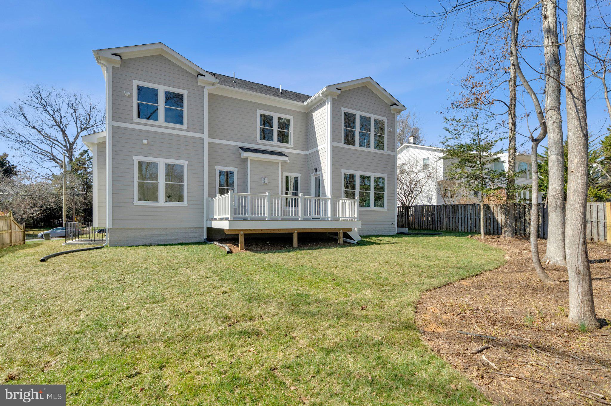 DUNN LORING WOODS - Residential